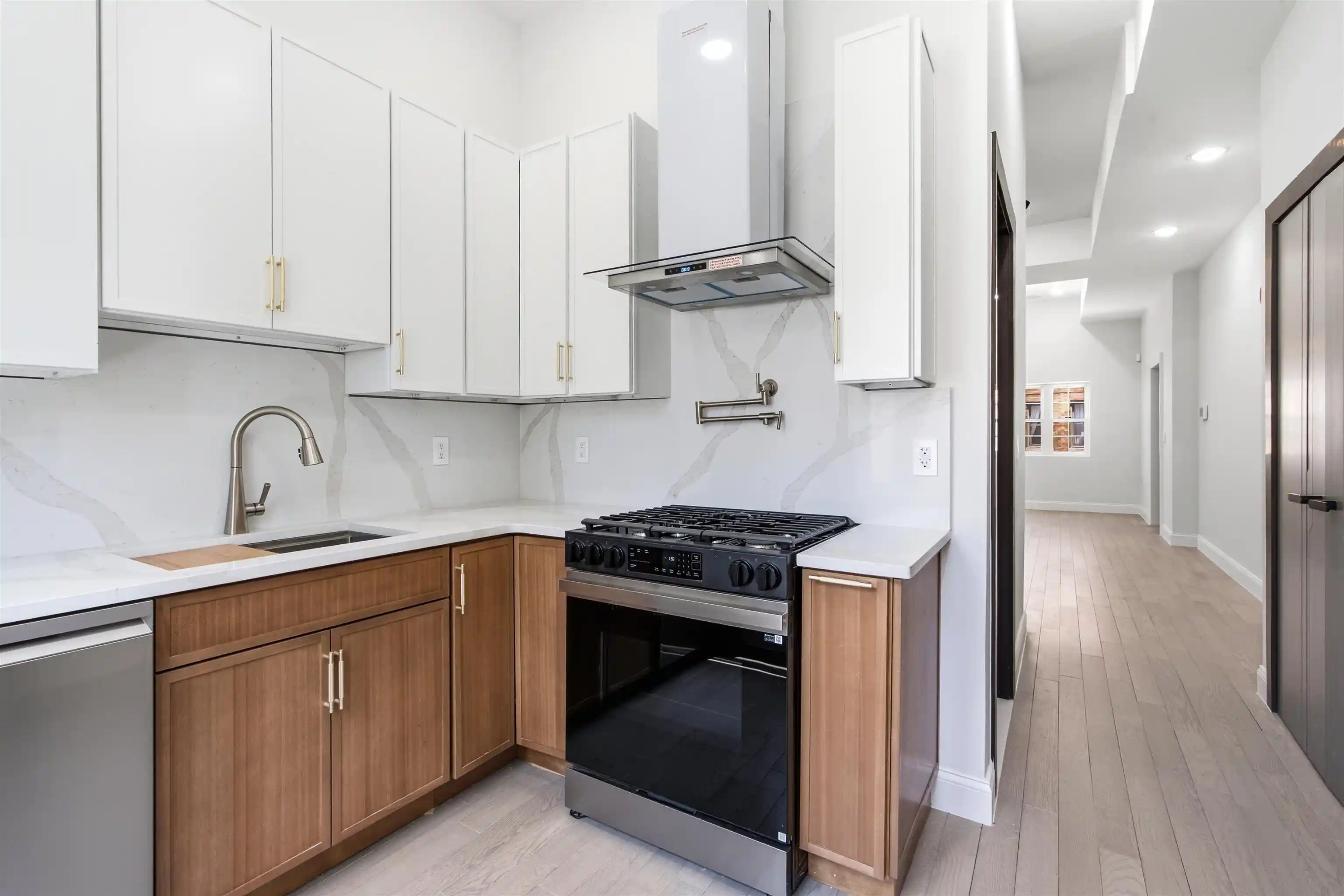 2nd image of 133 Clifton Pl #3, Jersey City, NJ 07304 | MLS# 260015720