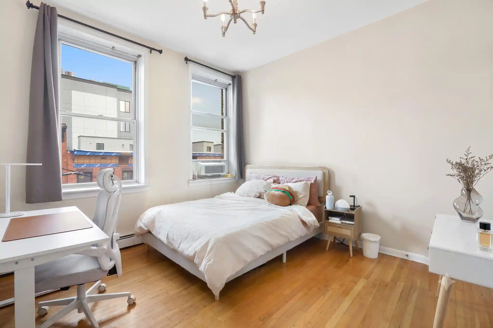 Photo 2 of Condo for sale at 319 Barrow St #5A, Jersey City, NJ 07302 | MLS# 260015727 | Listing updated on 2026-08-10
