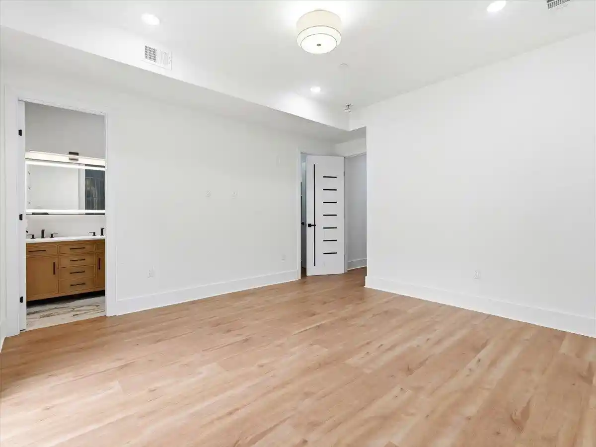 Listing Photo 5 - Condo for sale in building located at 68 Jordan Ave, Jersey City, NJ 07306 - Unit #1