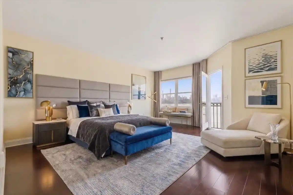 4th image of 217 The Promenade, Edgewater, NJ 07020
