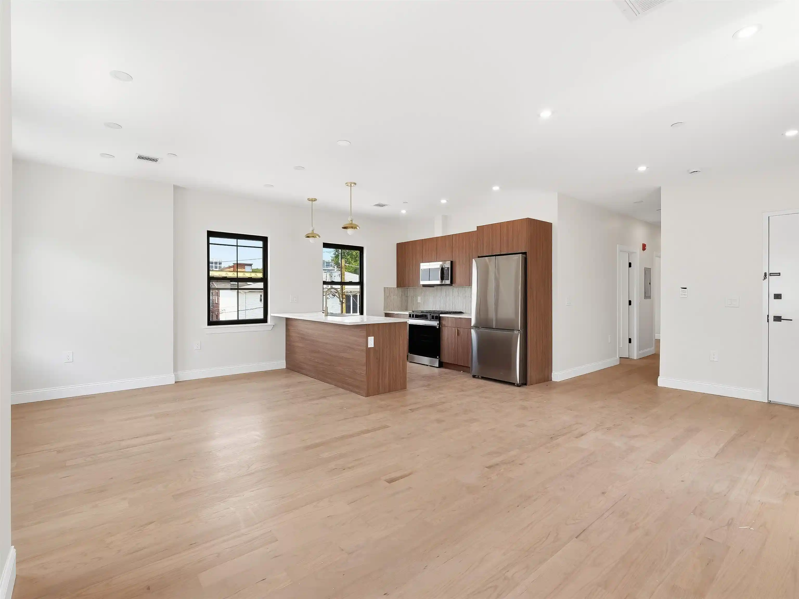 3rd image of 29 Weldon St #3, Jersey City, NJ 07306 | MLS# 260015755