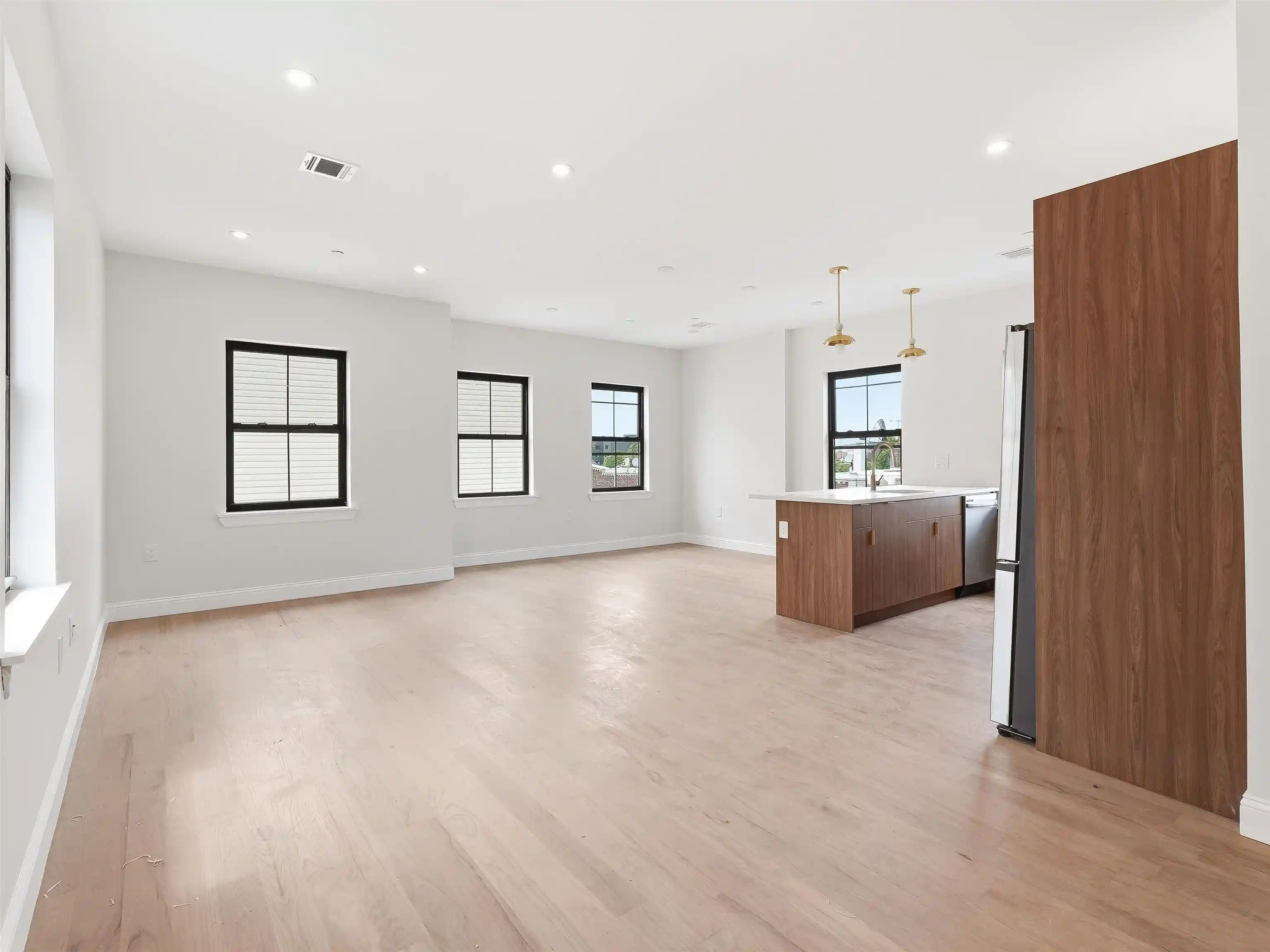 5th image of 29 Weldon St #3, Jersey City, NJ 07306 | MLS# 260015755