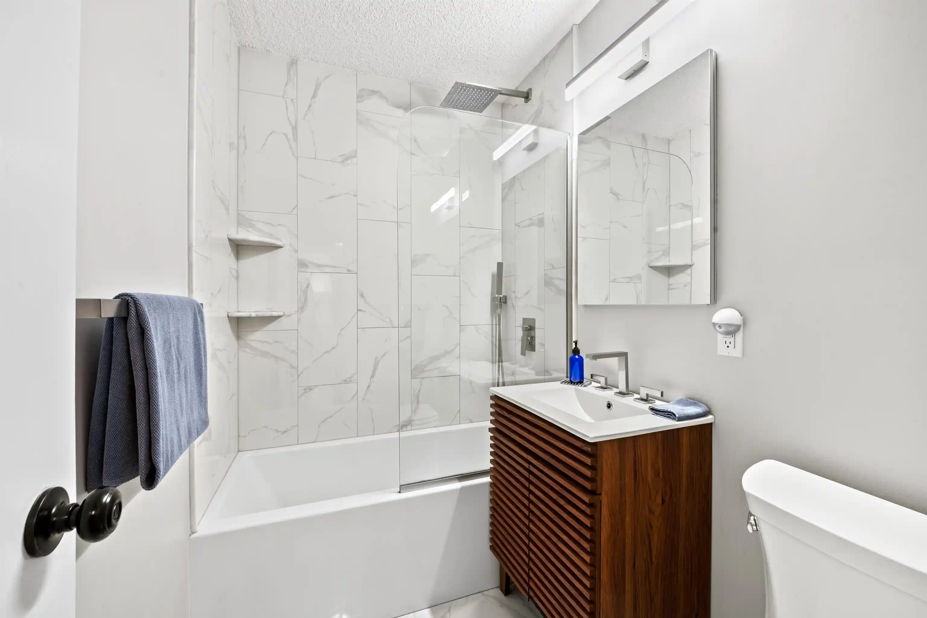23rd image of 100 Manhattan Ave #2316, Union City, NJ 07087 | MLS# 260015808