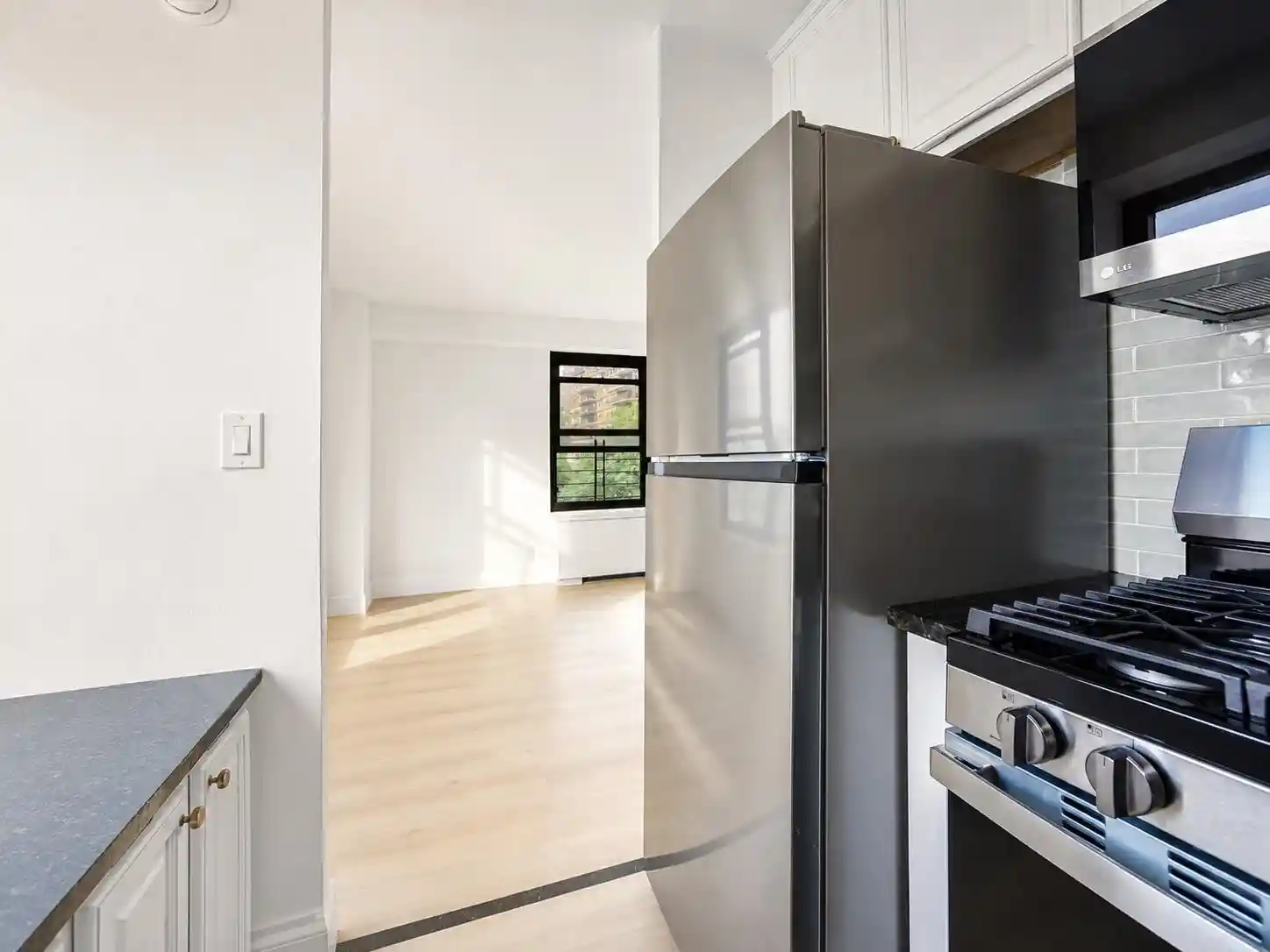 Listing Photo 4 - Condo for sale in building located at 135 Montgomery St, Jersey City, NJ 07302 - Unit #4G