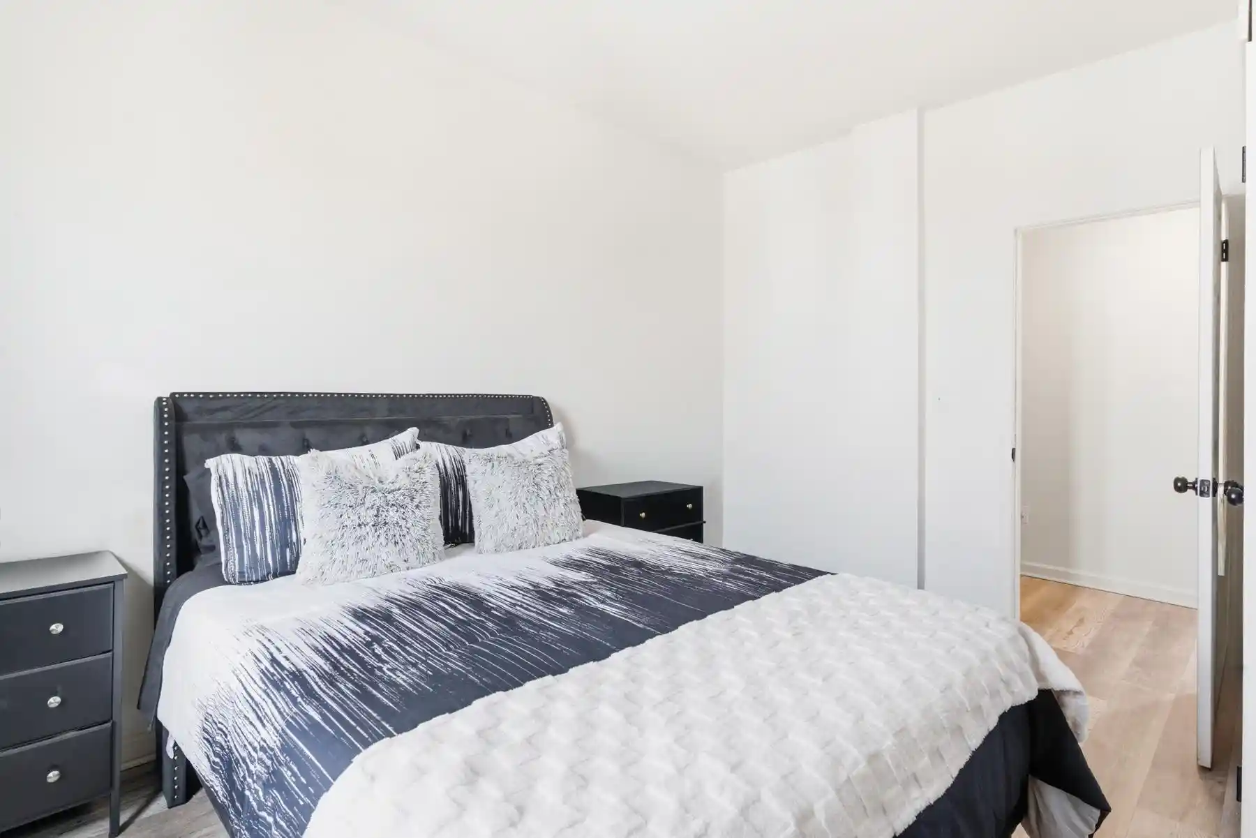 3rd image of 1870 John F Kennedy Blvd #4F, Jersey City, NJ 07305 | MLS# 260015947