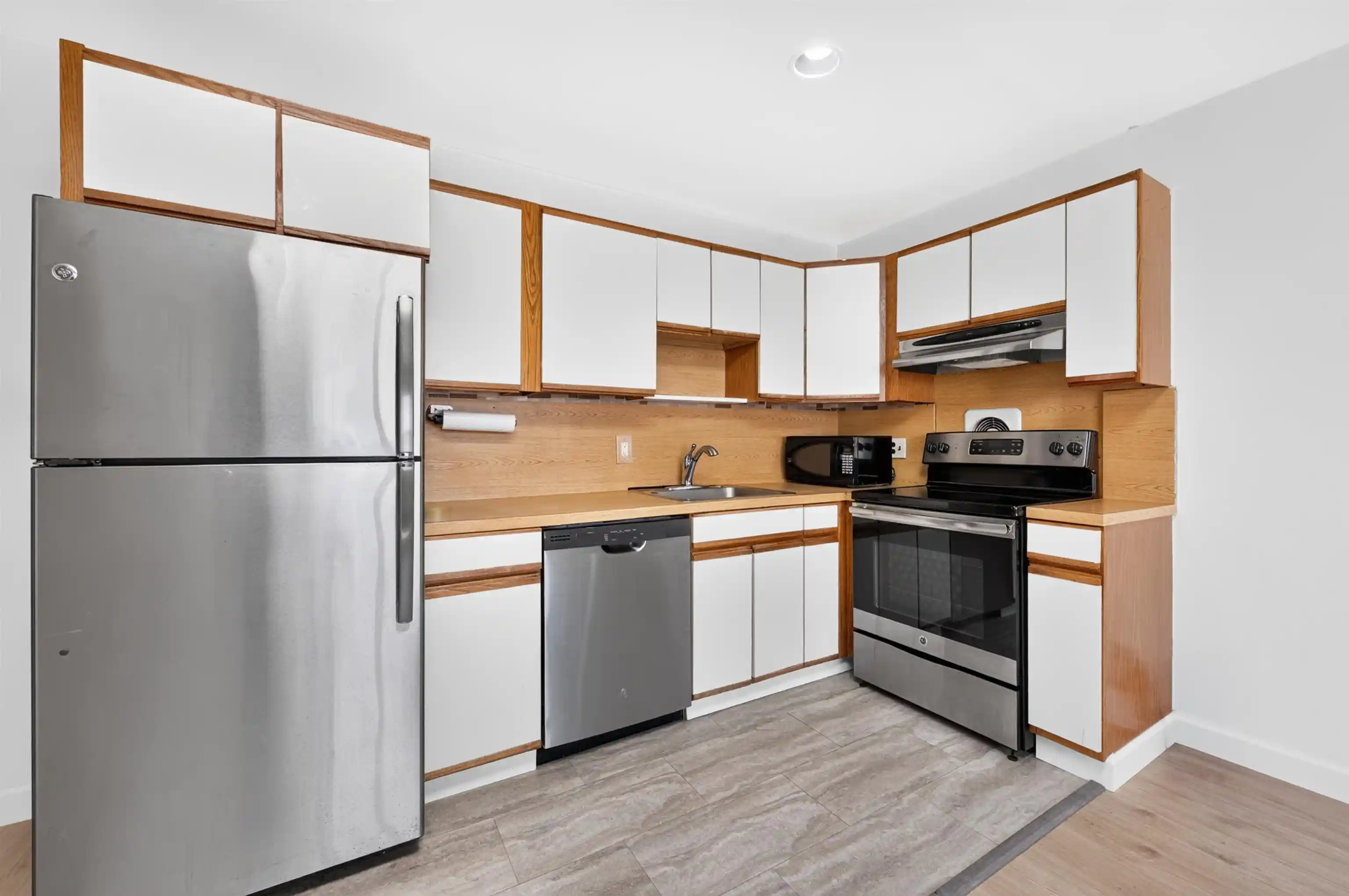 Photo 2 of Condo for sale at 137 71st Street #2B, Guttenberg, NJ 07093 | MLS# 260015983 | Listing updated on 2026-08-14