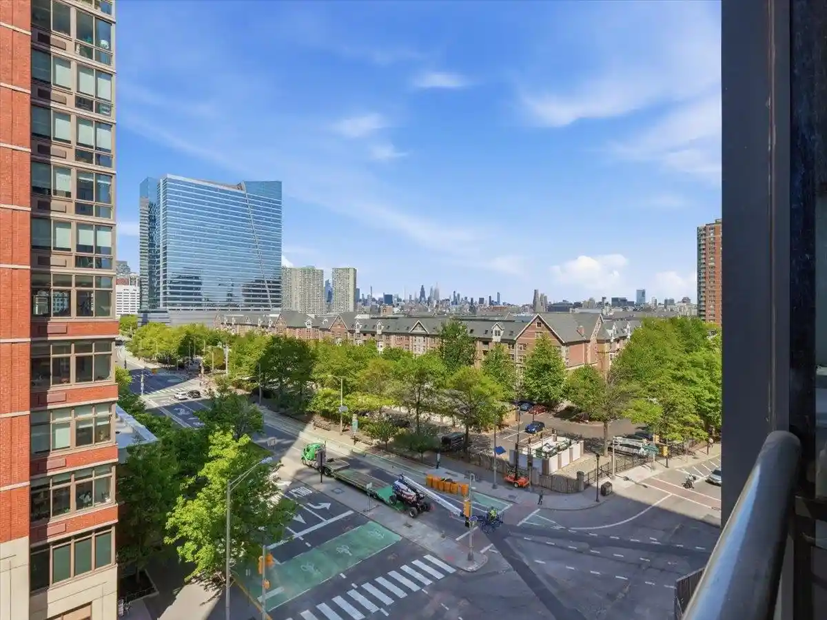 Photo 3 of Condo for sale at 389 Washington St #7F, Jersey City, NJ 07302 | MLS# 260015993 | Listing updated on 2026-09-11
