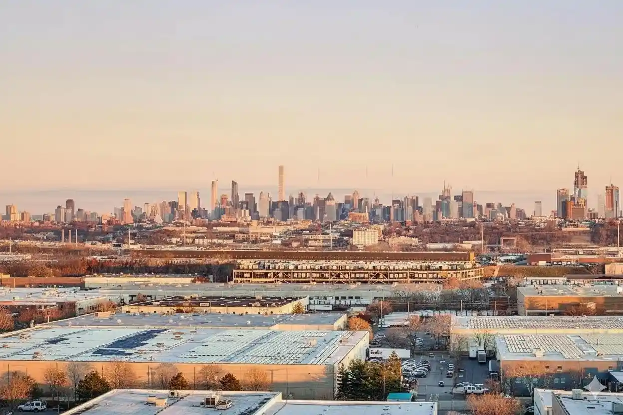 Listing Photo 5 - Condo for sale in building located at 401 Harmon Cvs Tower, Secaucus, NJ 07094 - Unit #401