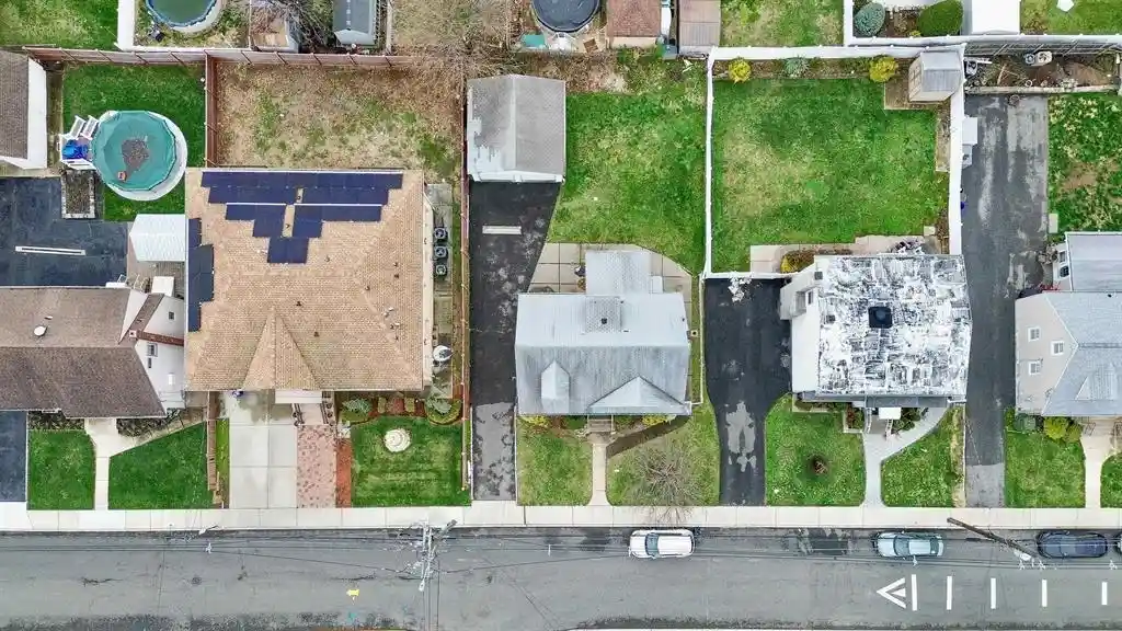 Photo 2 of Sale Pending at 133 Franklin St, Secaucus, NJ 07094 | MLS# 260016024 | Listing updated on 2026-08-20