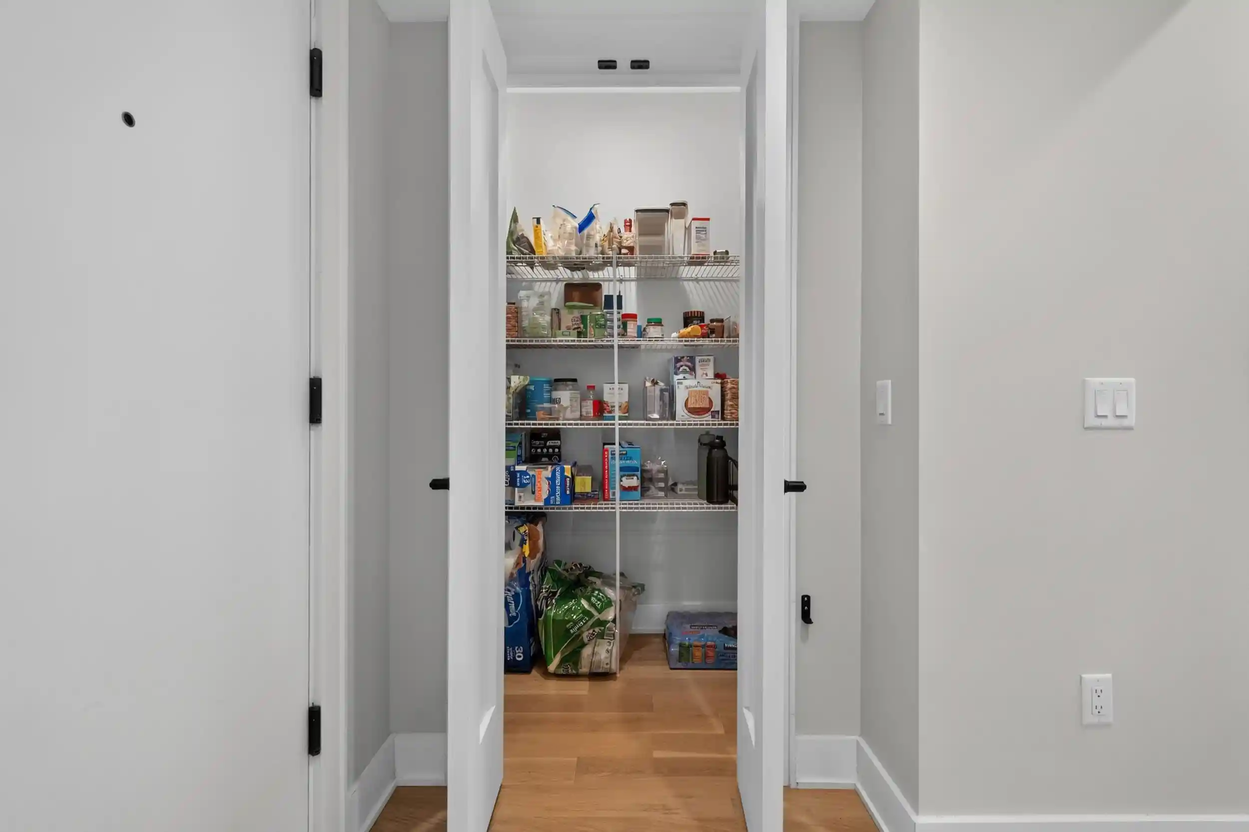 4th image of 366 6Th St #601, Jersey City, NJ 07302 | MLS# 260016061