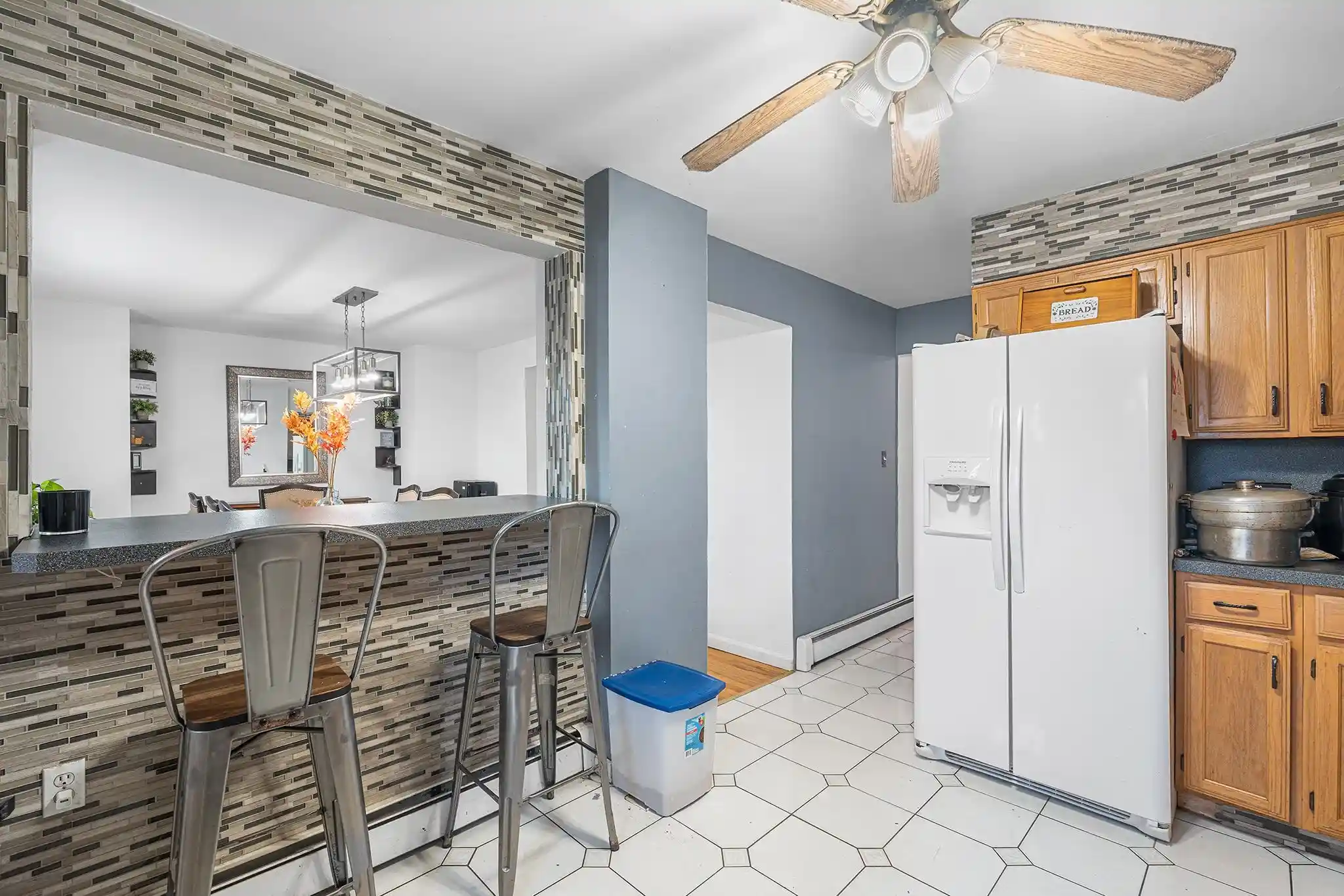 4th image of 656 Devon St, Kearny, NJ 07032 | MLS# 260016068