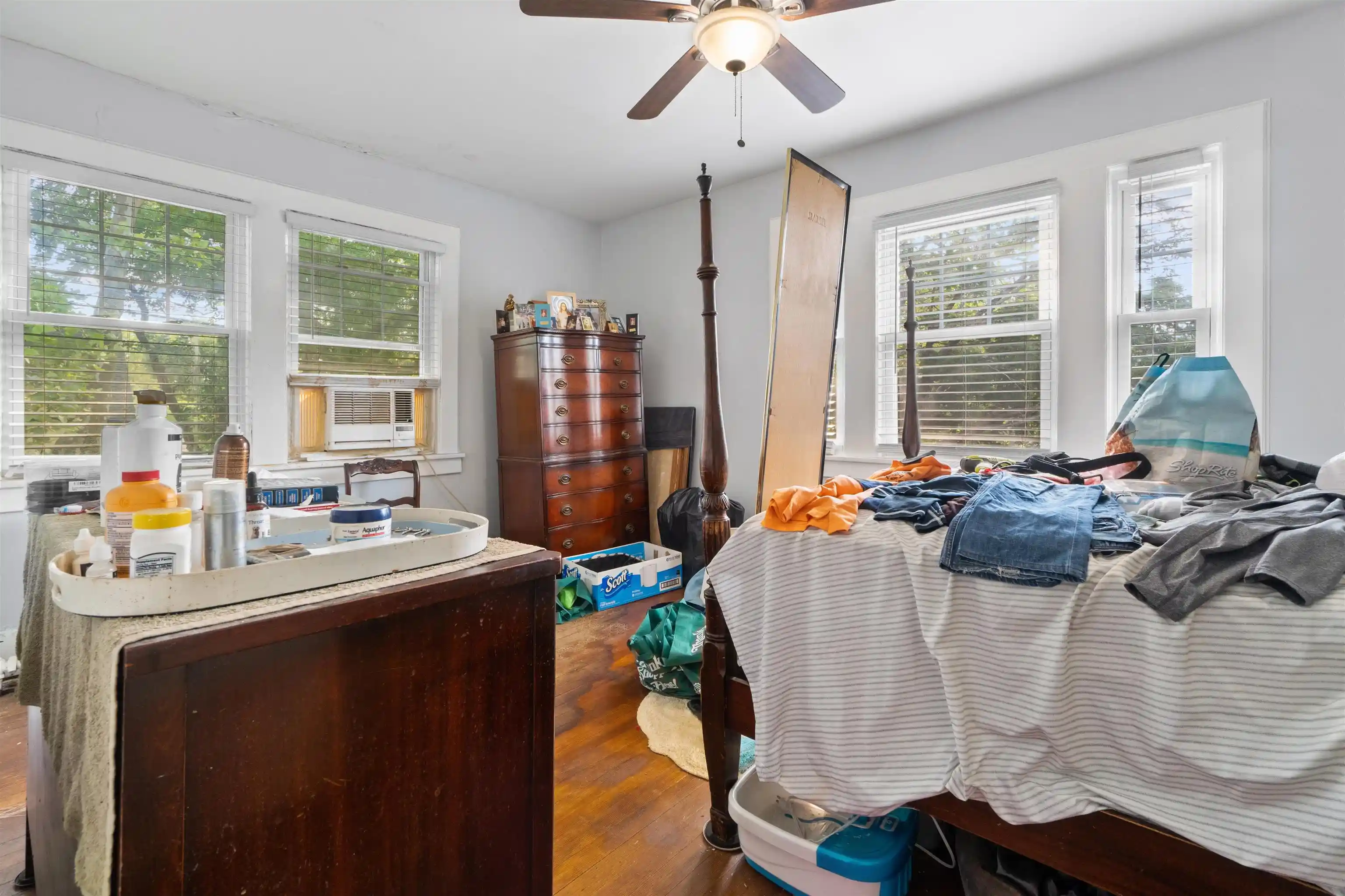 Photo 4 of Single family home for sale at 42 Ave B, Bayonne, NJ 07002 | MLS# 260016076 | Listing updated on 2026-08-12
