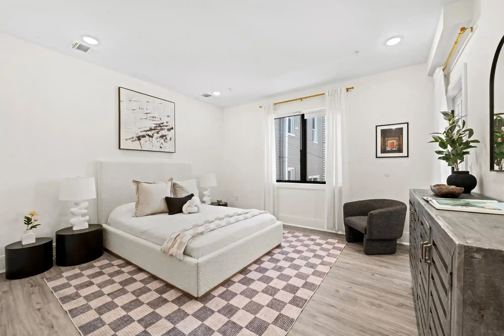 5th image of 905 Palisade Ave, Union City, NJ 07087