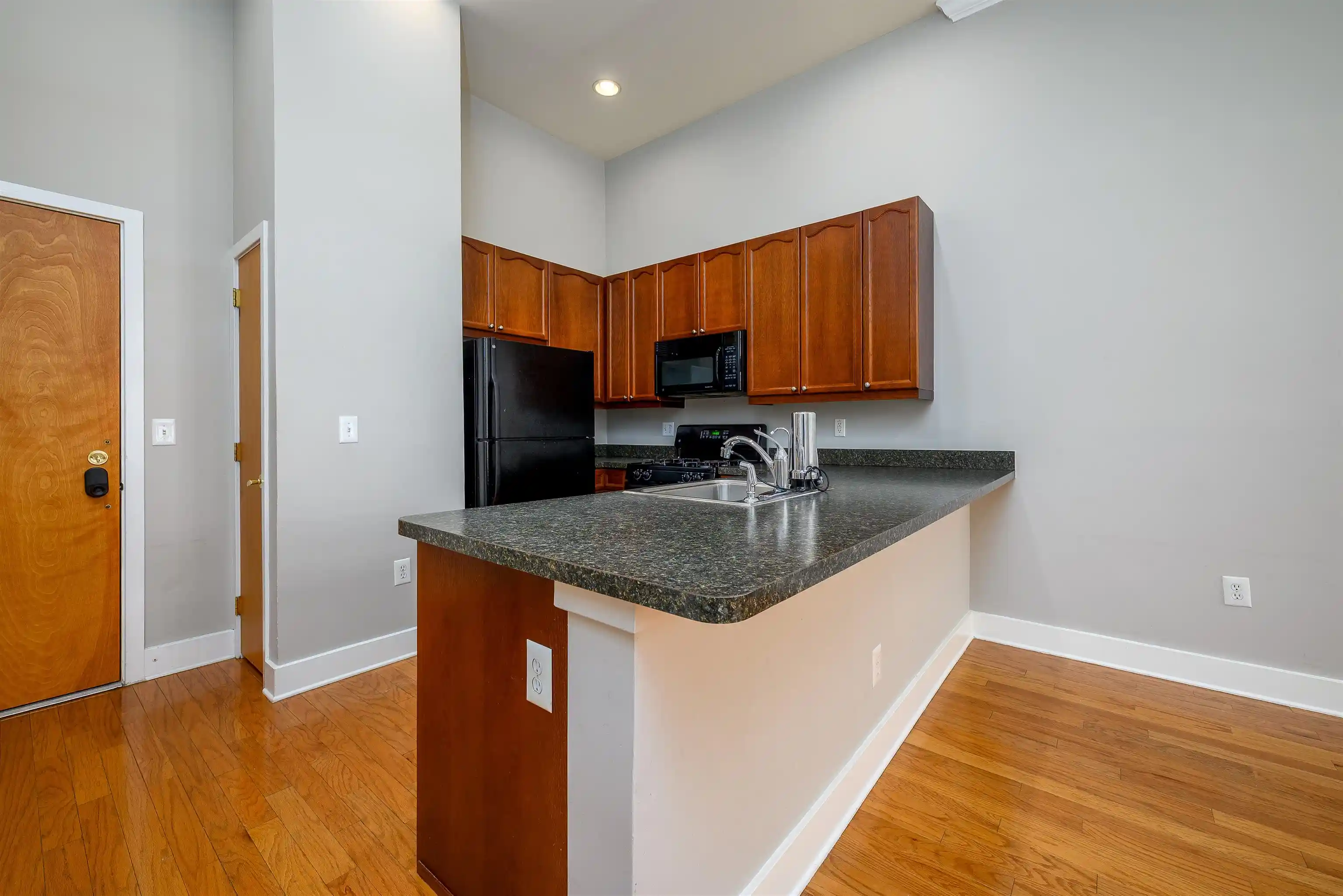 Photo 3 of Condo for sale at 61 Grand St #1L, Jersey City, NJ 07302 | MLS# 260016143 | Listing updated on 2026-09-16