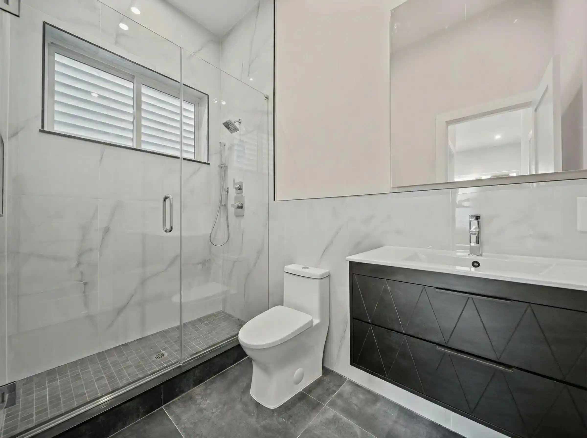 4th image of 31 Graham St #2, Jersey City, NJ 07307 | MLS# 260016184