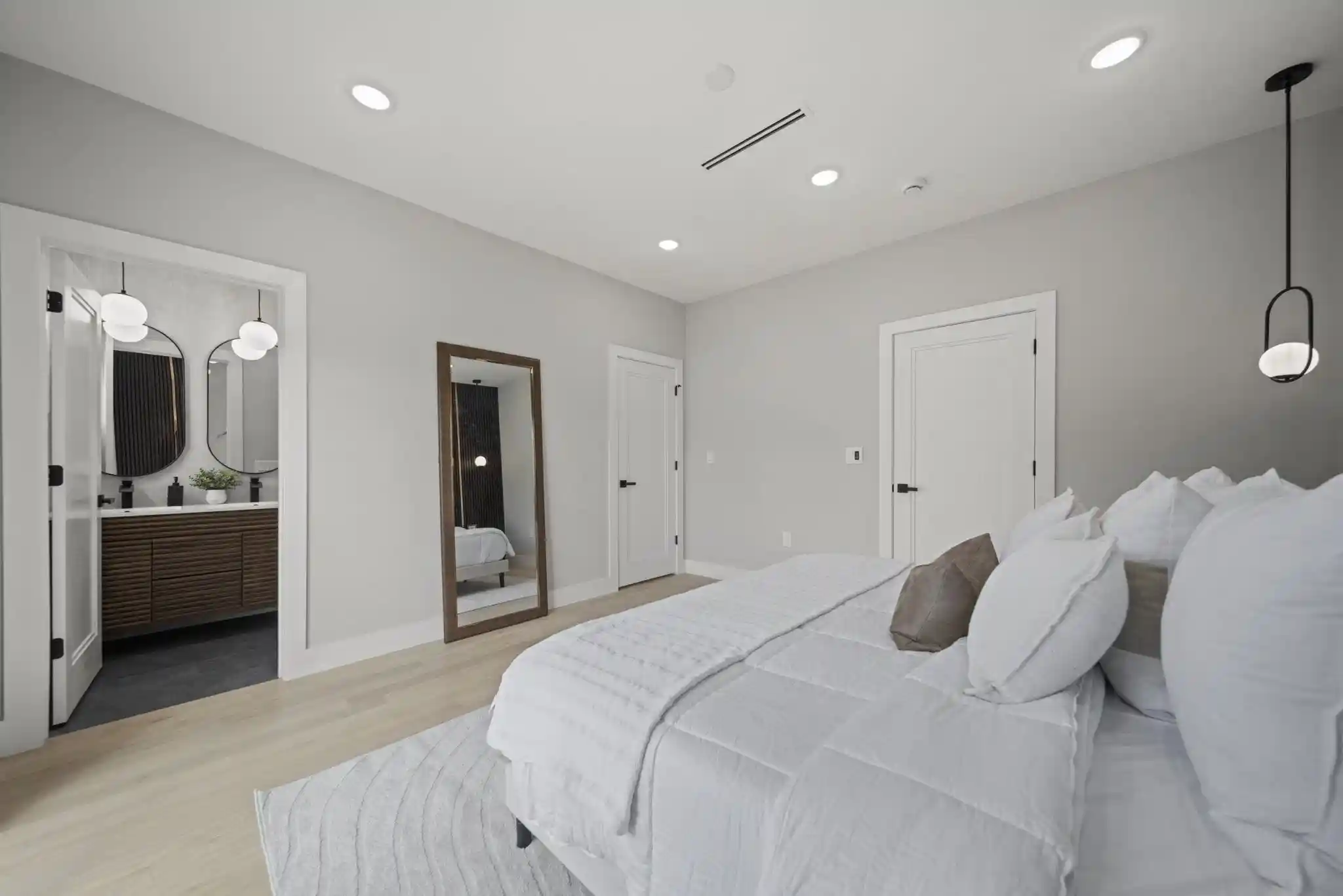 4th image of 115 Charles St #2, Jersey City, NJ 07307 | MLS# 260016186