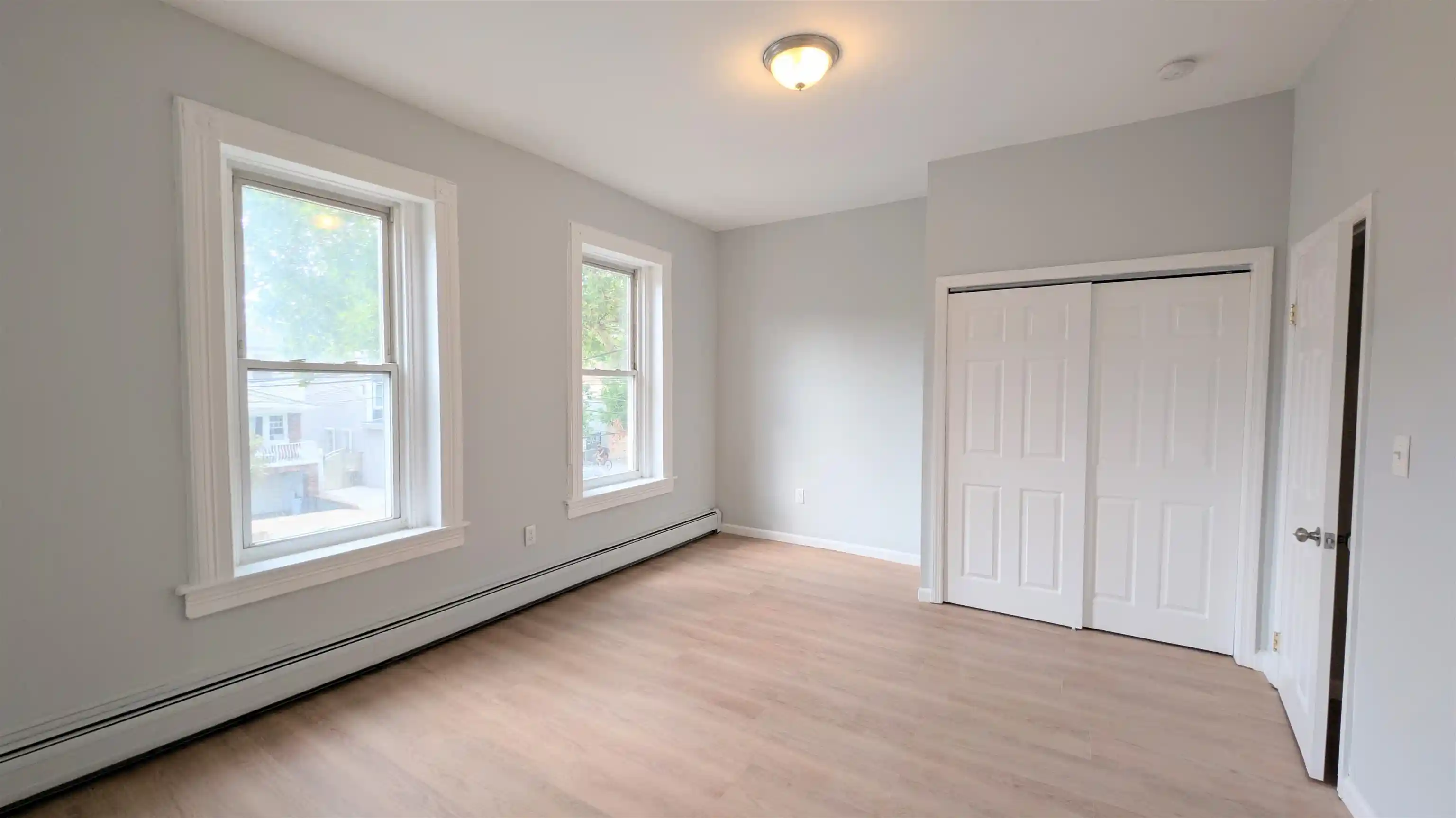 Listing Photo 4 - Condo for sale in building located at 150 Mallory Ave, Jersey City, NJ 07304