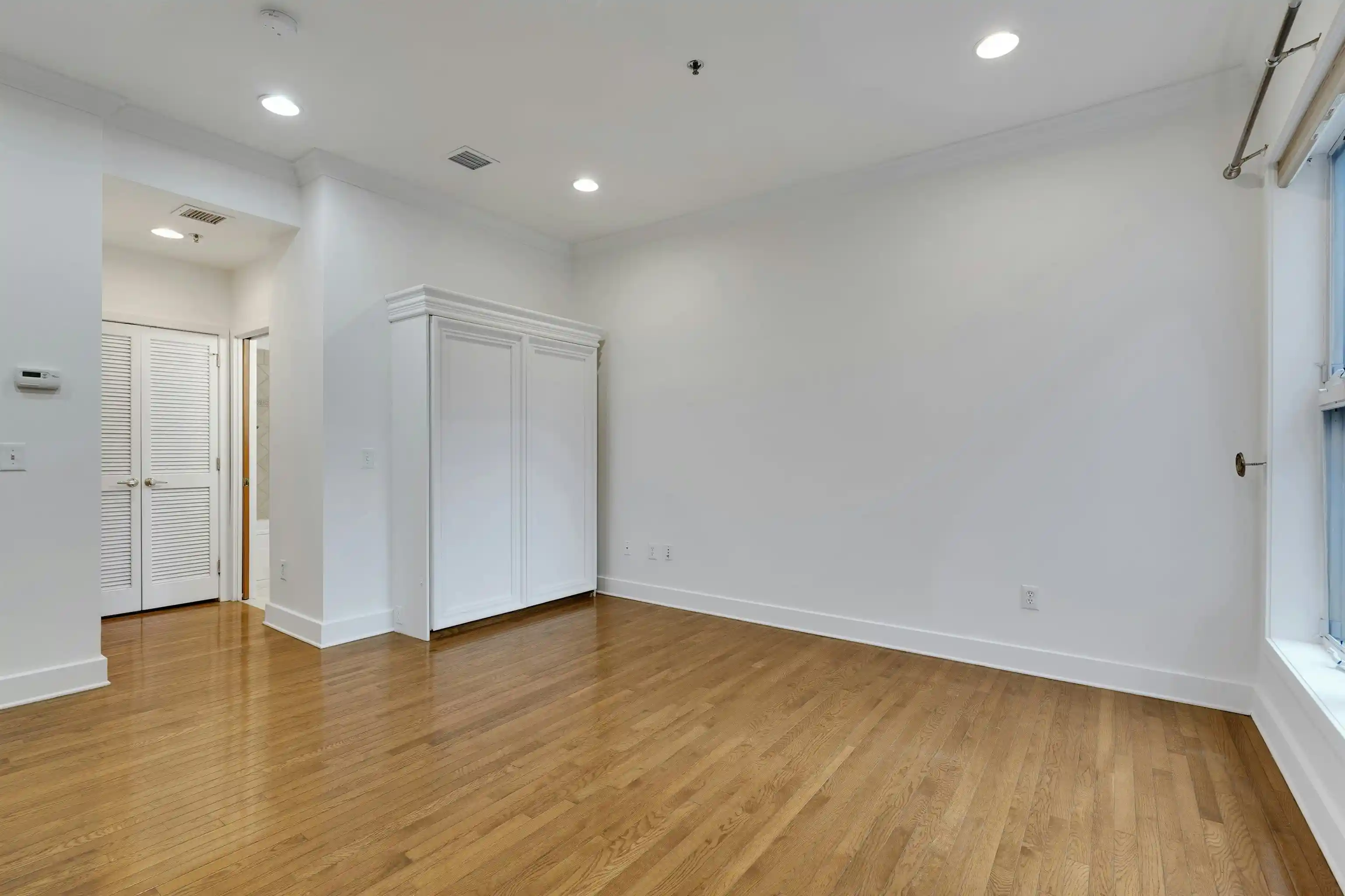 3rd image of 61 Grand St #2F, Jersey City, NJ 07302 | MLS# 260016259
