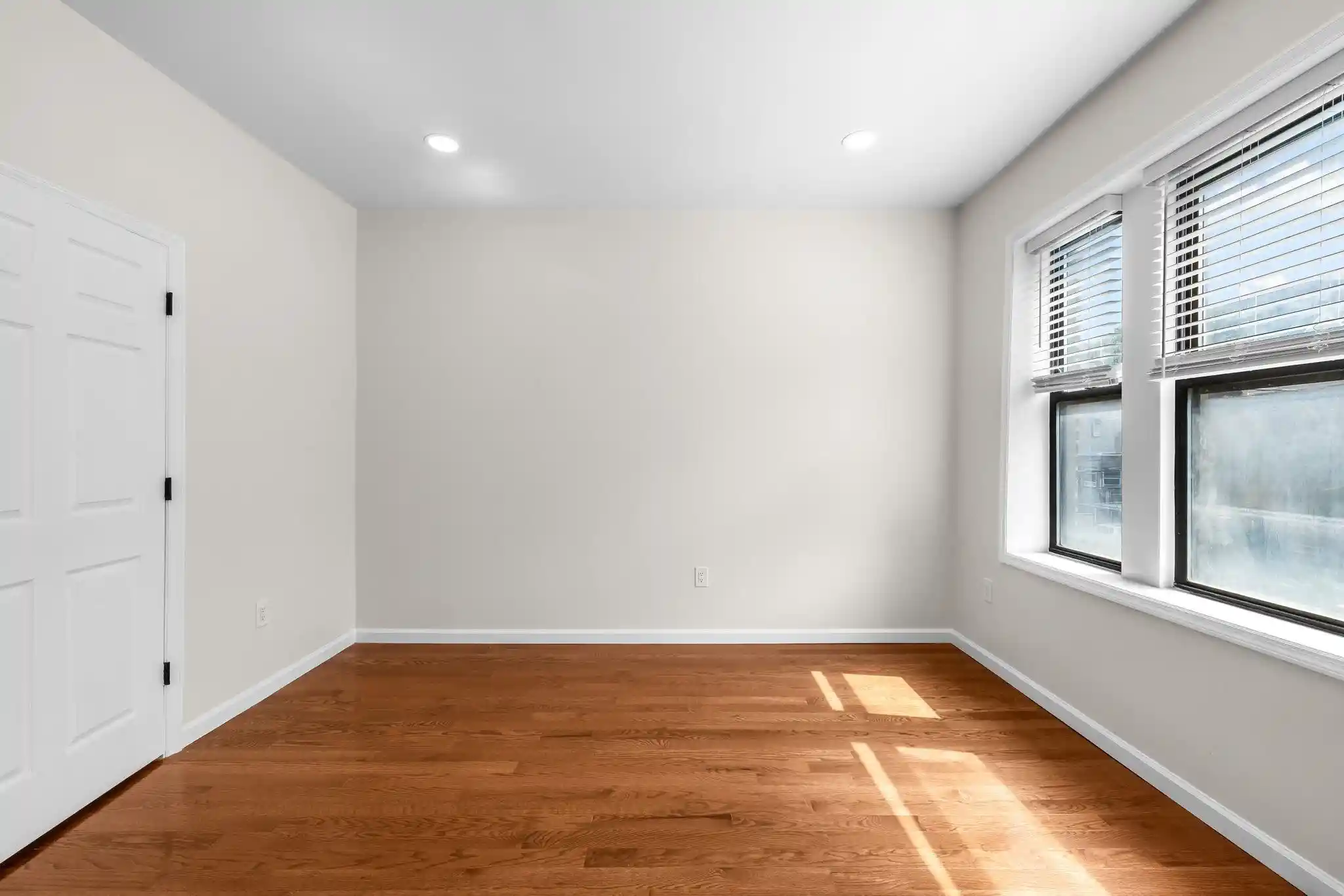2nd image of 81 Romaine Ave, Jersey City, NJ 07306