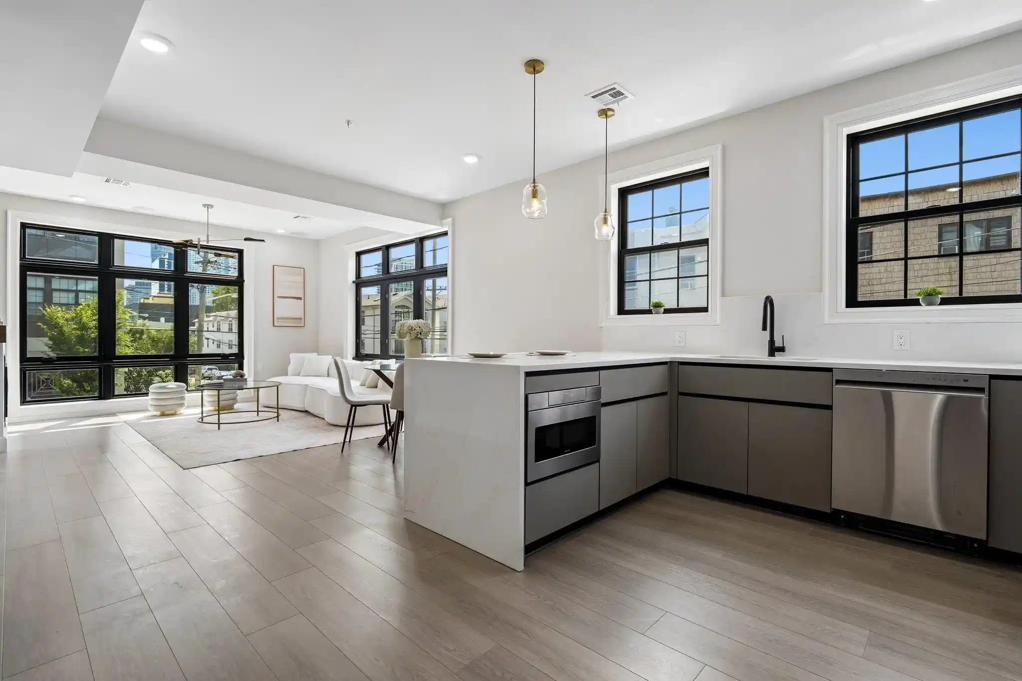 2nd image of 158 Oakland Ave #3A, Jersey City, NJ 07306 | MLS# 260016286
