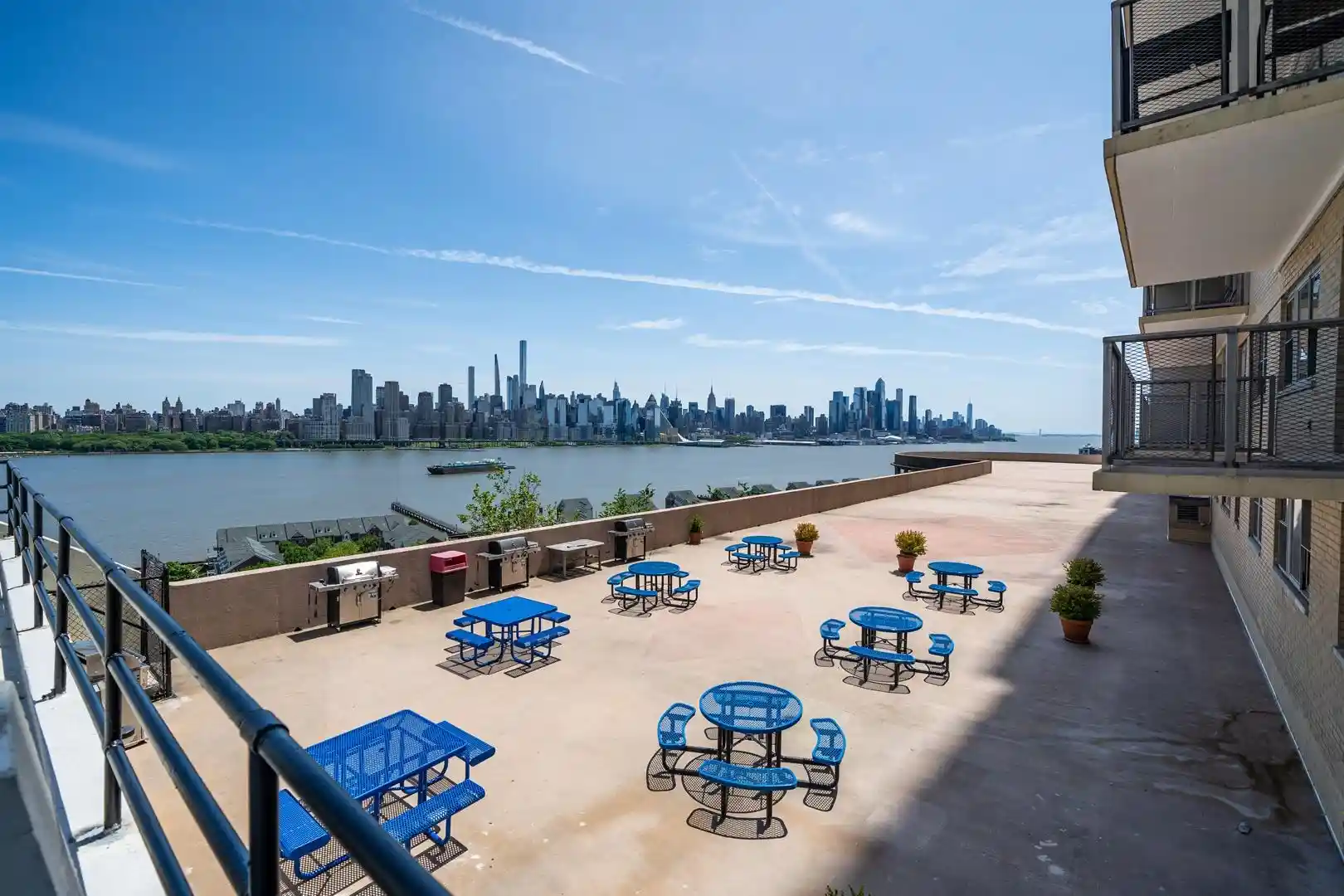 Photo 3 of Condo for sale at 6600 Boulevard E #21J, West New York, NJ 07093 | MLS# 260016335 | Listing updated on 2026-08-16