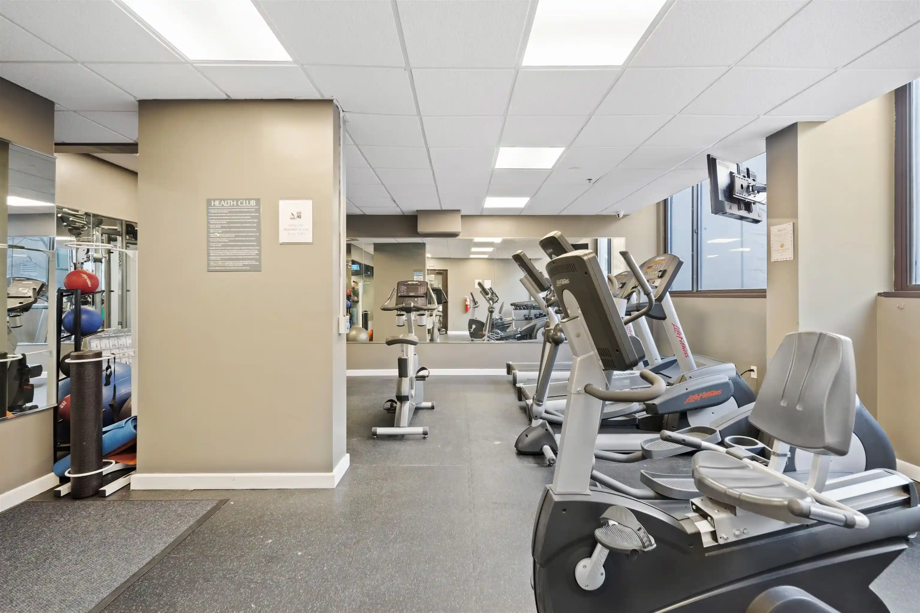 Photo 4 of Condo for sale at 45 River Dr S #3204S, Jersey City, NJ 07310 | MLS# 260016354 | Listing updated on 2026-09-17