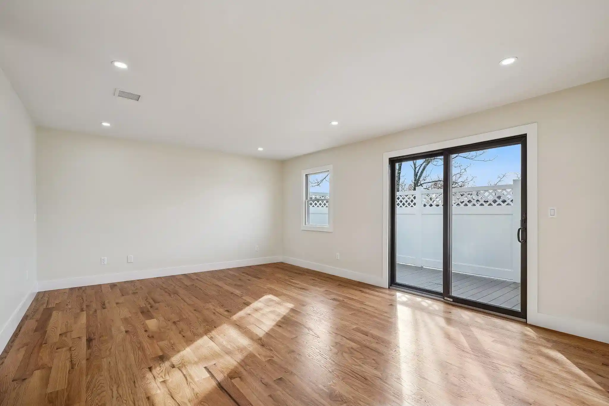 Photo 3 of House for sale at 927 Pavonia Ave, Jersey City, NJ 07306 | MLS# 260016427 | Listing updated on 2026-08-21