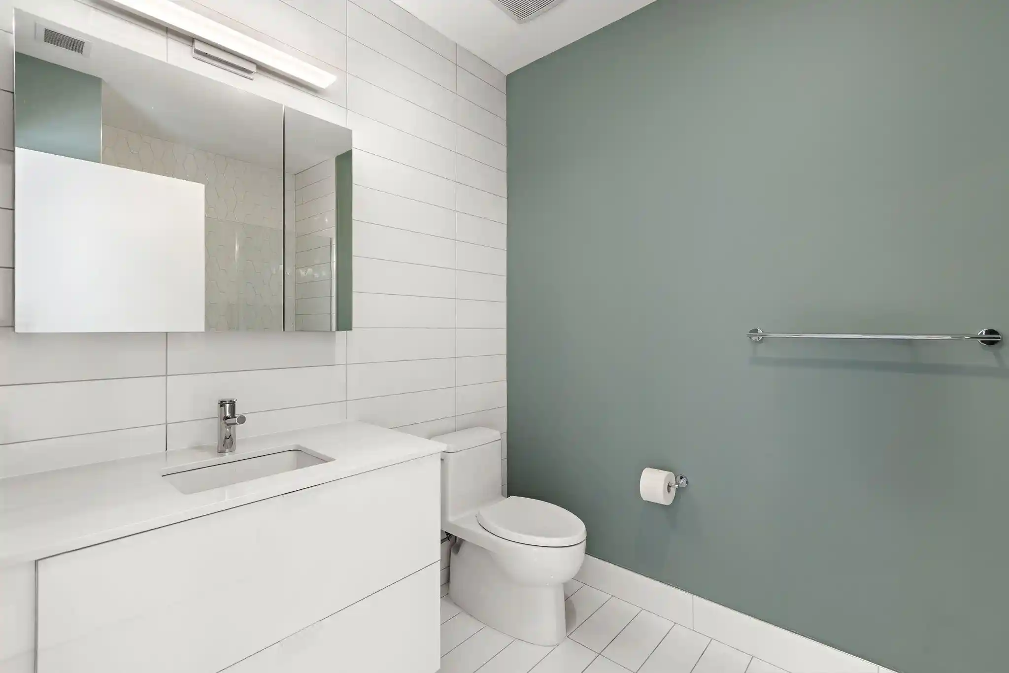 2nd image of 338 Newark Ave #602, Jersey City, NJ 07302 | MLS# 260016494