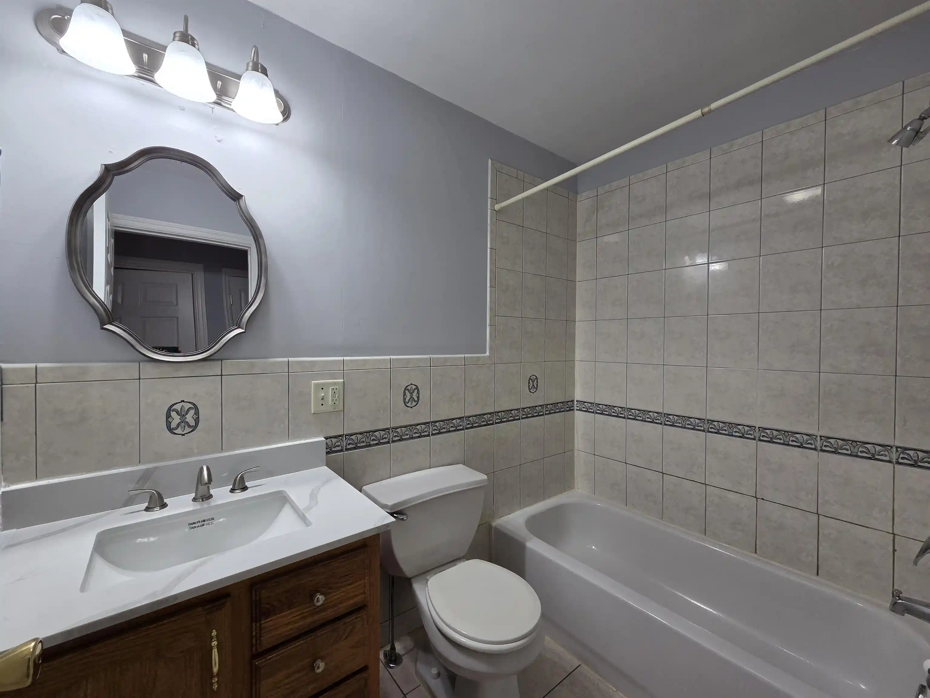 Listing Photo 5 - Condo for sale in building located at 27 Jewett Ave, Jersey City, NJ 07304