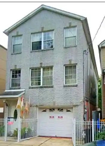 8th image of 27 Jewett Ave, Jersey City, NJ 07304 | MLS# 260016508
