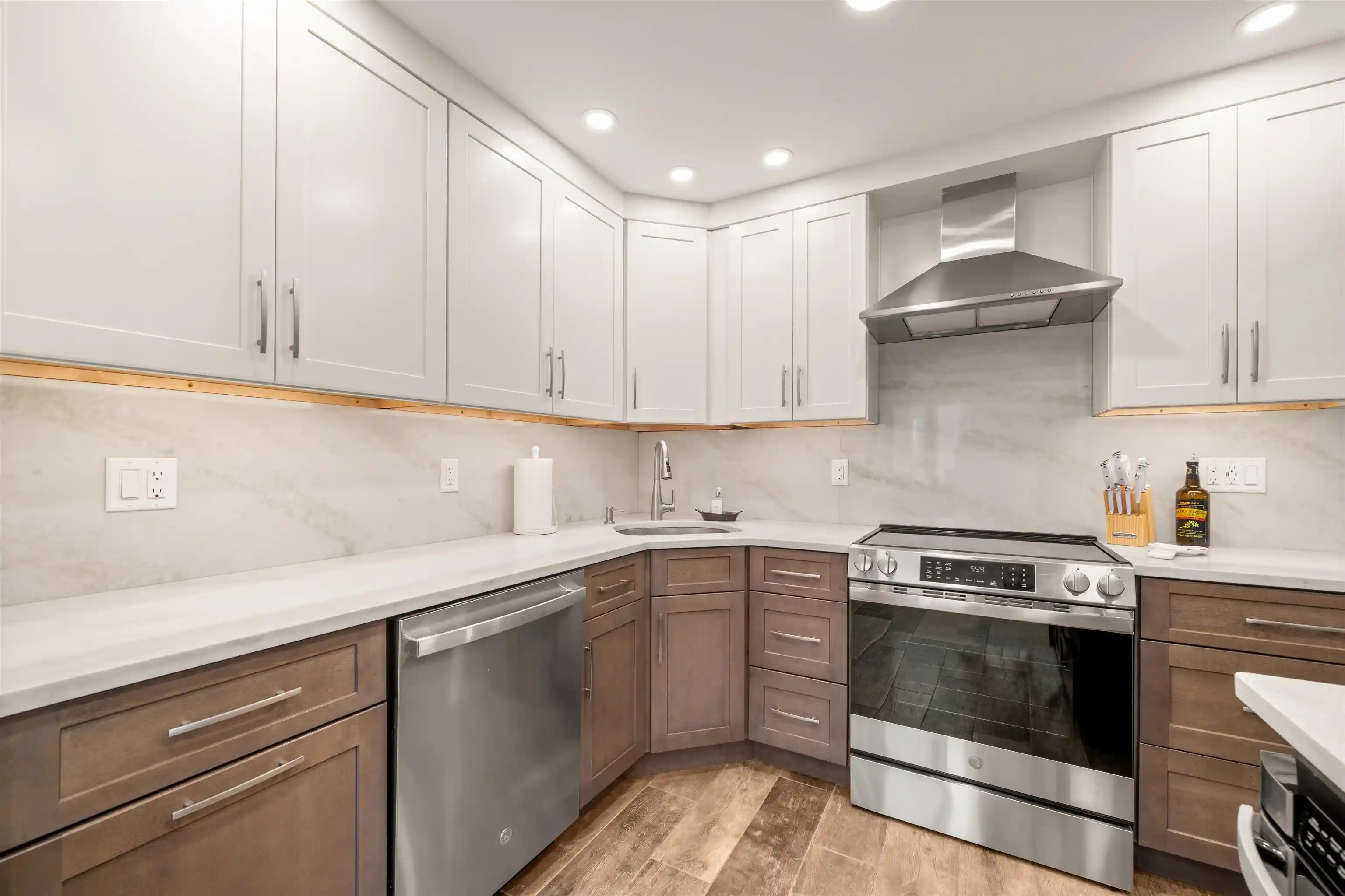 Photo 2 of Condo for sale at 876 John F Kennedy Blvd #3B, Bayonne, NJ 07002 | MLS# 260016545 | Listing updated on 2026-09-14
