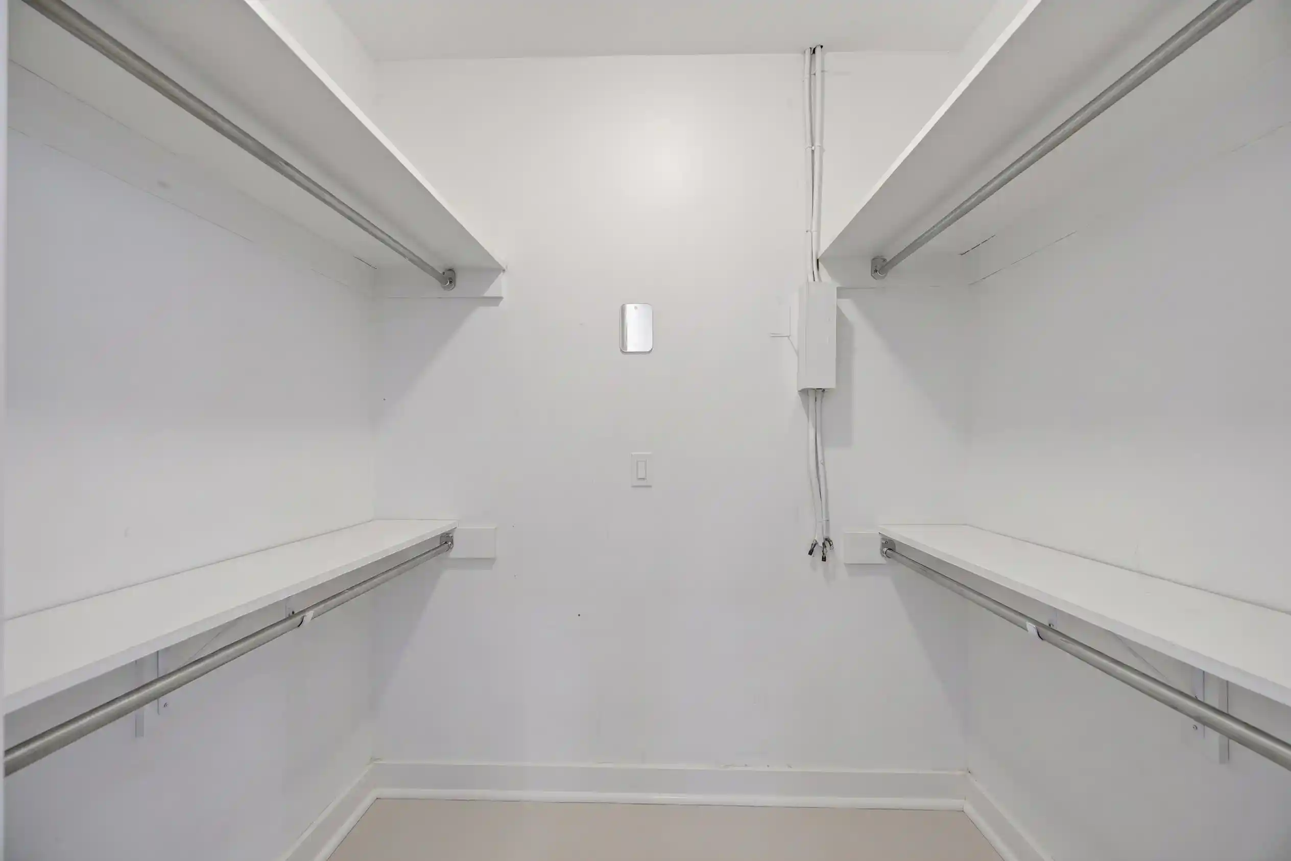 Listing Photo 4 - Condo for sale in building located at 7000Th Blvd E, West New York, NJ 07093 - Unit #10C