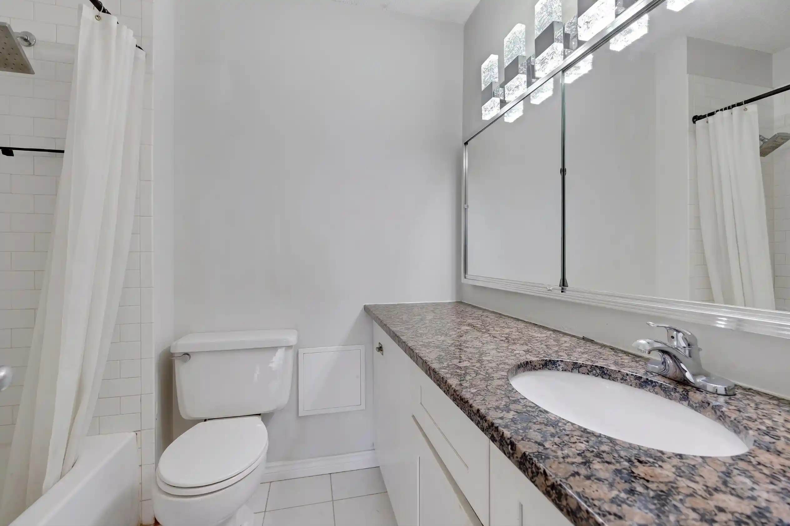 Listing Photo 5 - Condo for sale in building located at 7000Th Blvd E, West New York, NJ 07093 - Unit #10C