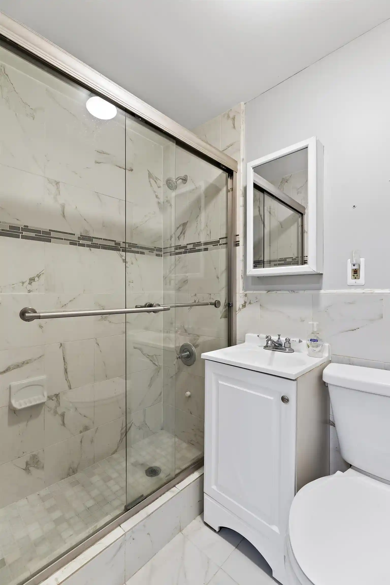 2nd image of 224 Macarthur Ave, Garfield, NJ 07026 | MLS# 260016554