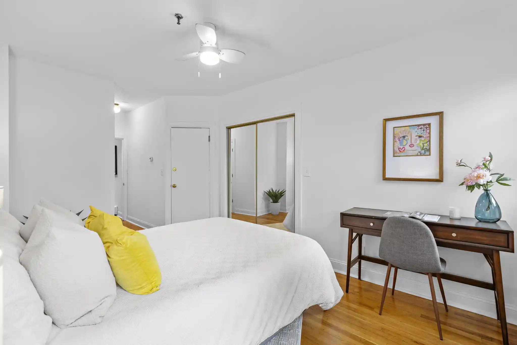 2nd image of 204 Willow Ave, Hoboken, NJ 07030