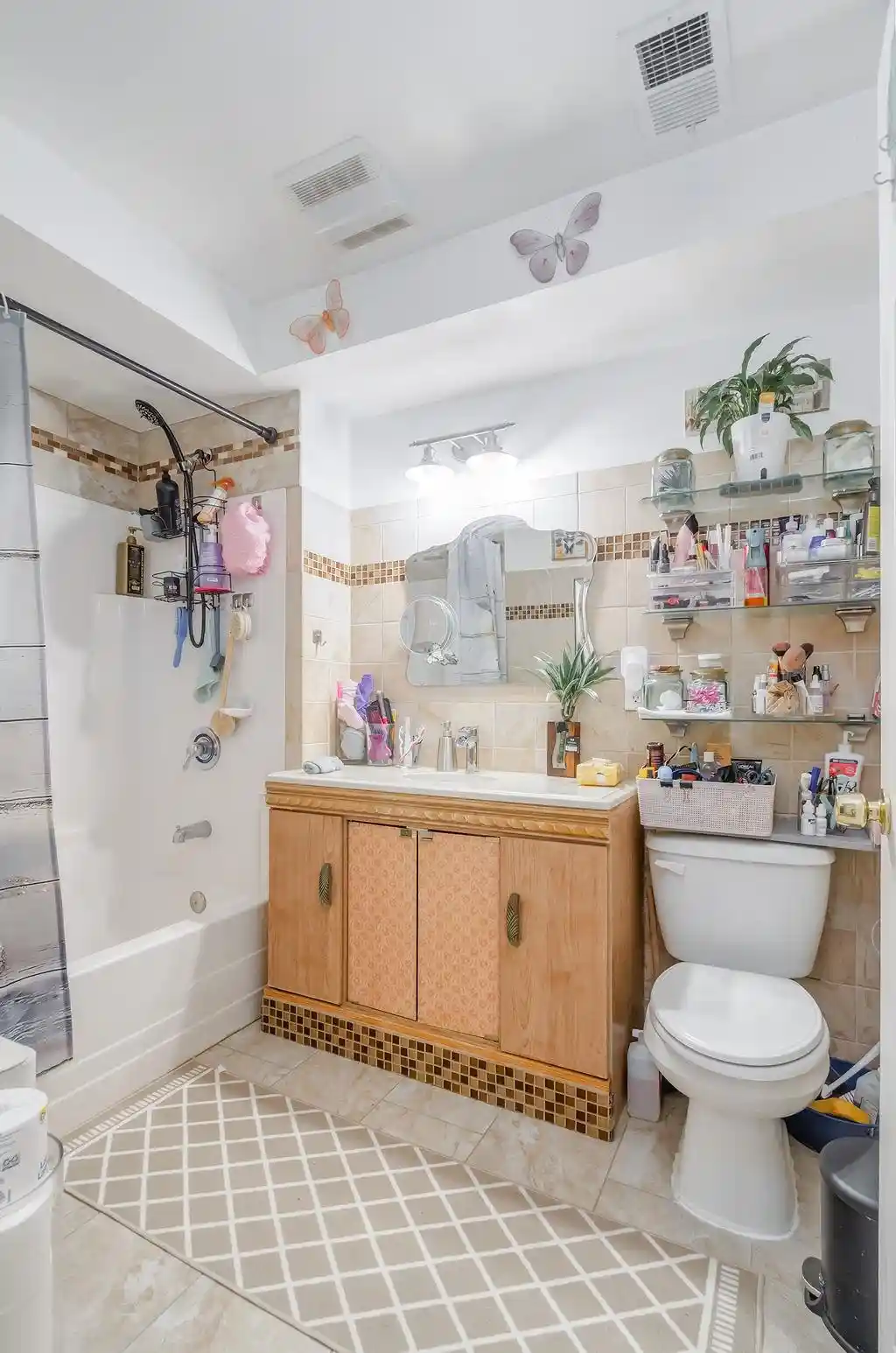 Listing Photo 5 - Condo for sale in building located at 318 54Th St, West New York, NJ 07093 - Unit #4G