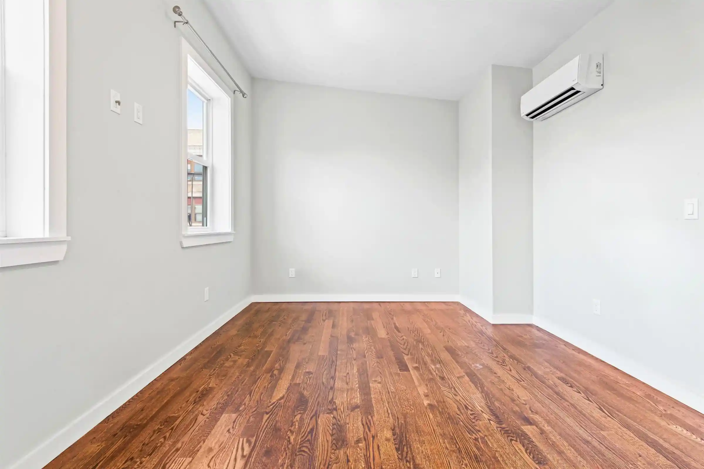Photo 4 of Condo for sale at 102 Colgate St #302, Jersey City, NJ 07302 | MLS# 260016604 | Listing updated on 2026-09-17