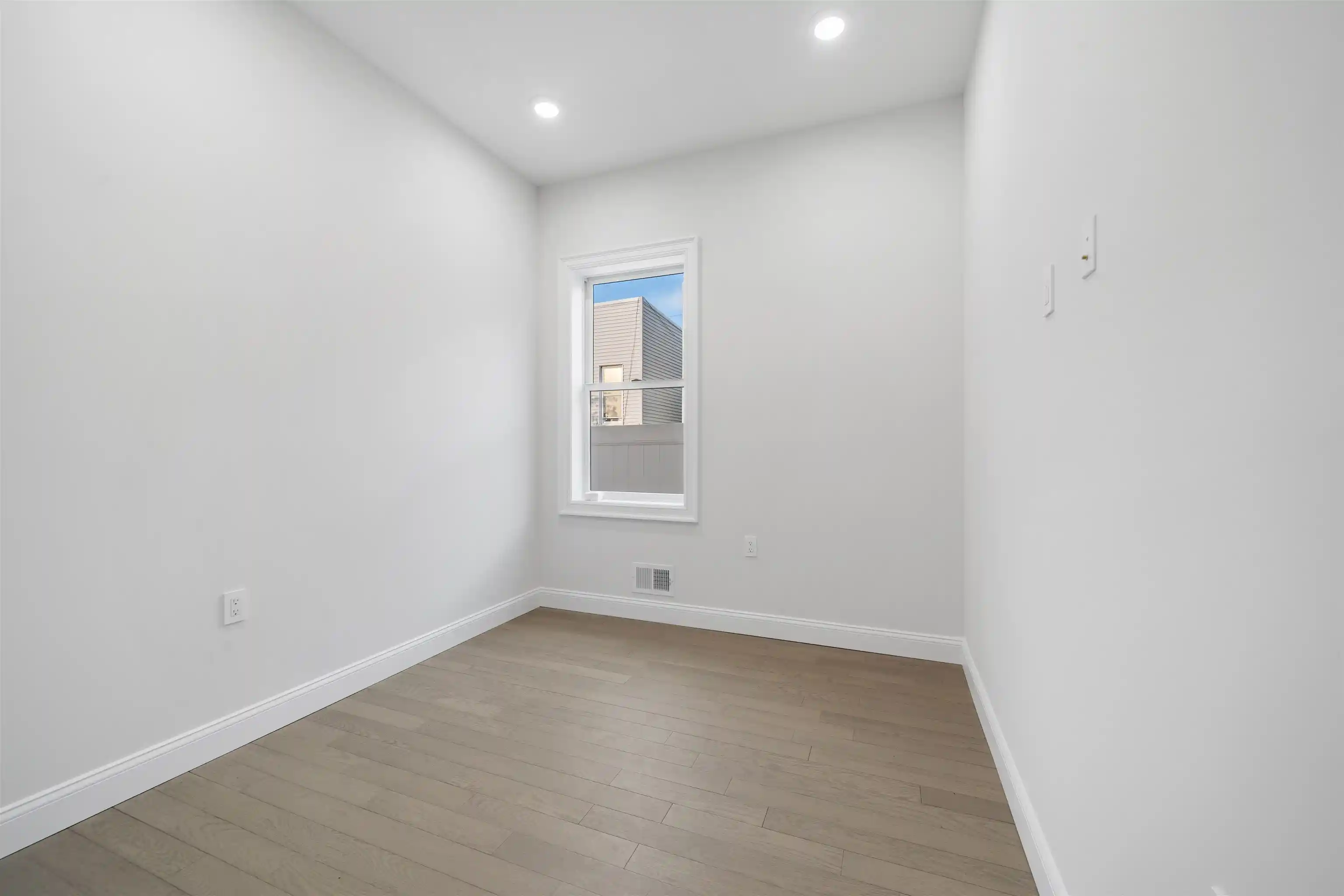 Photo 4 of Condo for sale at 272 Terrace Ave #1, Jersey City, NJ 07307 | MLS# 260016631 | Listing updated on 2026-09-13