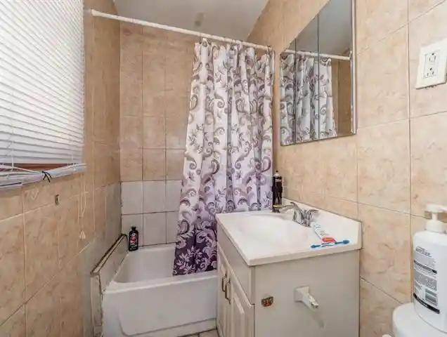 Listing Photo 4 - Condo for sale in building located at 387 Woodlawn Ave, Jersey City, NJ 07305