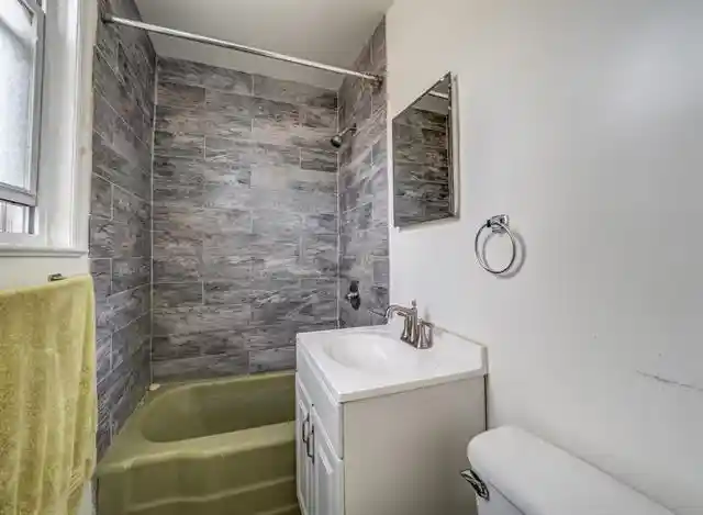 13th image of 387 Woodlawn Ave, Jersey City, NJ 07305 | MLS# 260016636