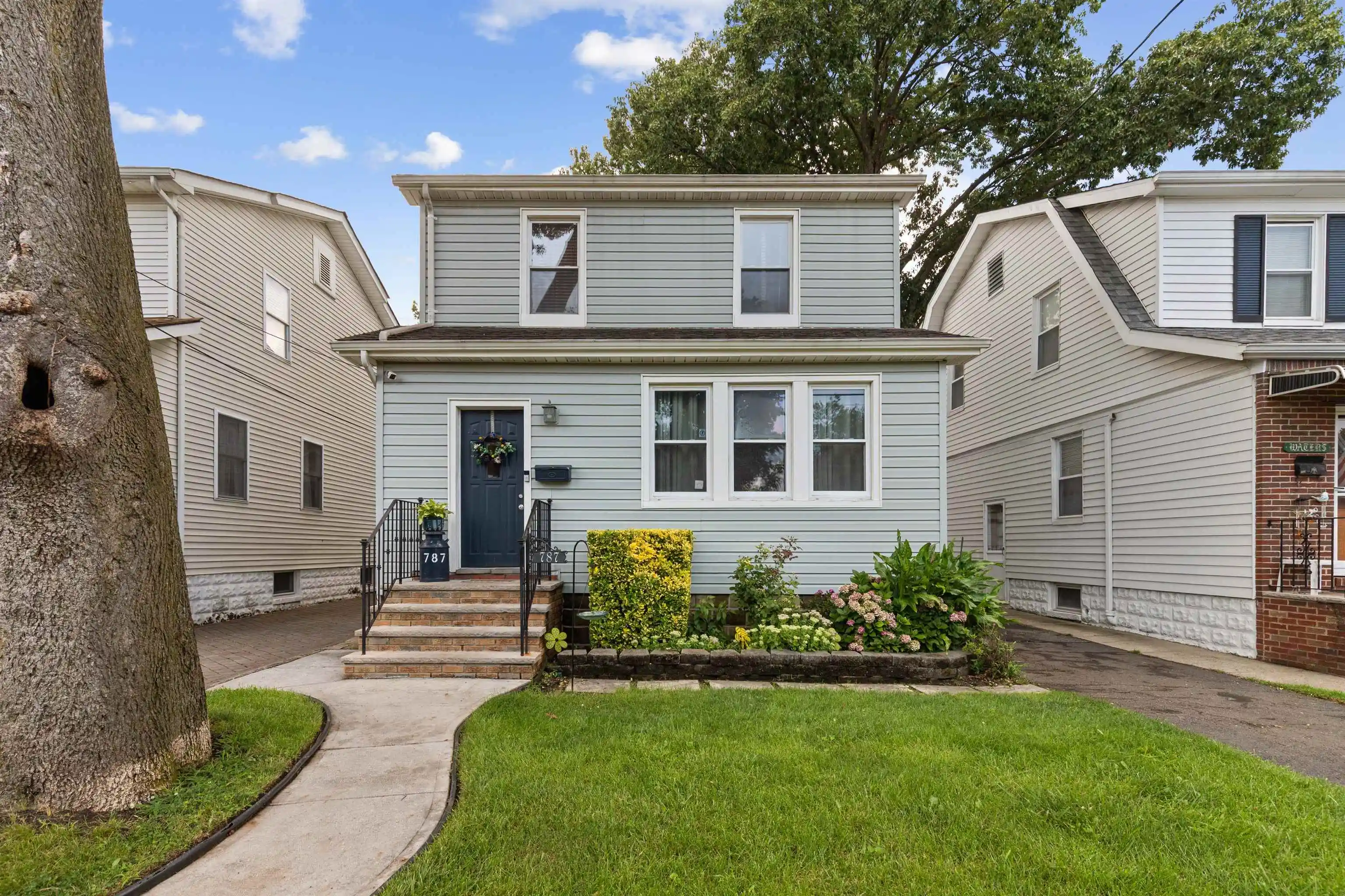 1st image of 785 Devon St, Kearny, NJ 07032 | MLS# 260016655