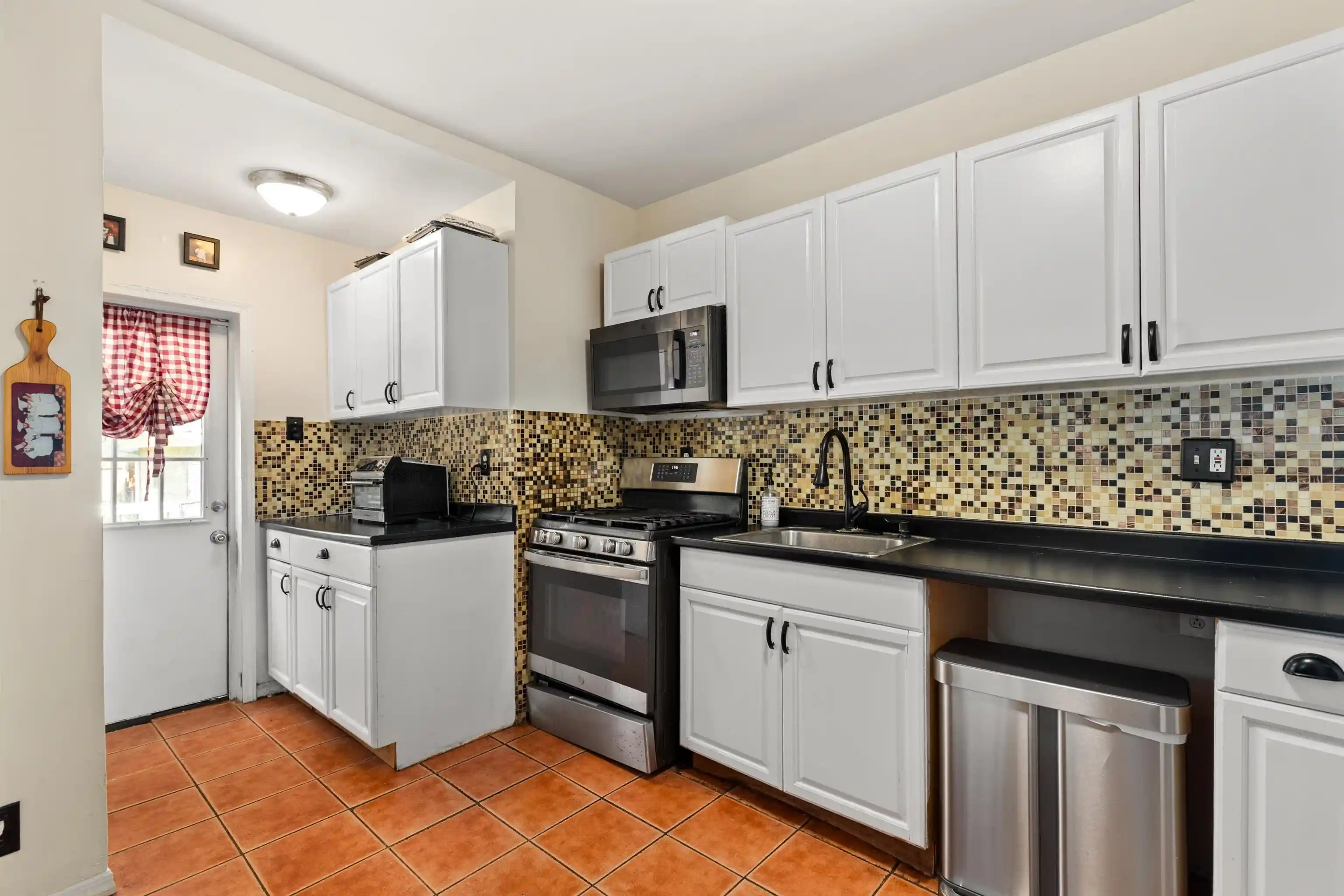 2nd image of 785 Devon St, Kearny, NJ 07032 | MLS# 260016655