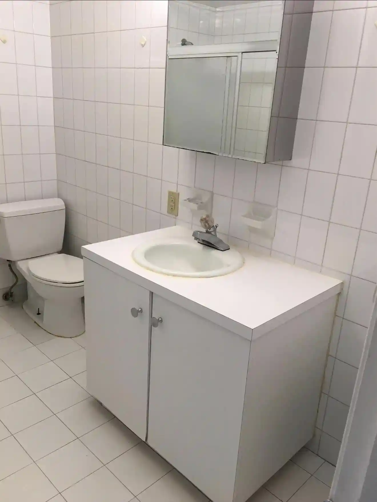 Listing Photo 4 - Condo for sale in building located at 725-727 Broadway, Bayonne, NJ 07002