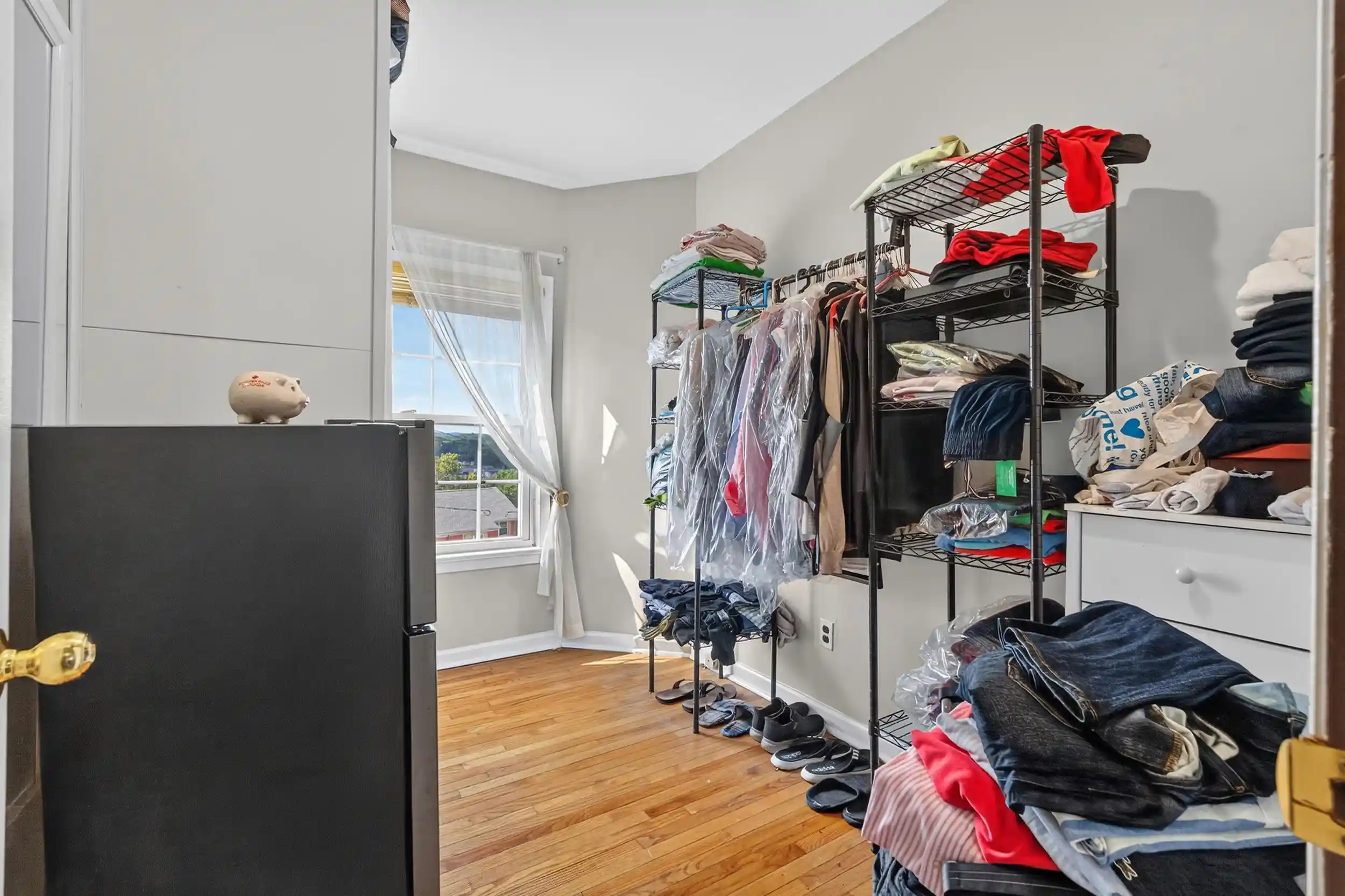 Photo 3 of Single family home for sale at 31 Midland Ave N, Kearny, NJ 07032 | MLS# 260016666 | Listing updated on 2026-09-03