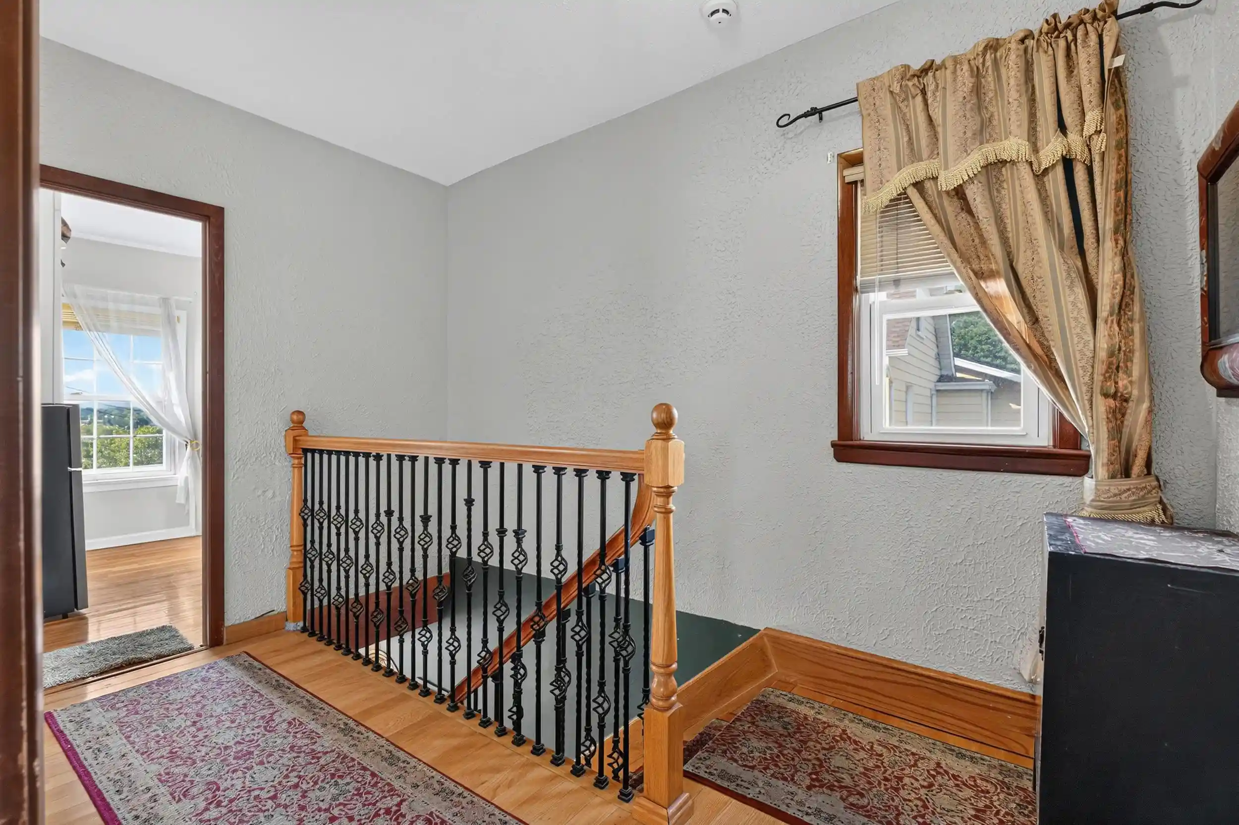 Photo 4 of Single family home for sale at 31 Midland Ave N, Kearny, NJ 07032 | MLS# 260016666 | Listing updated on 2026-09-03