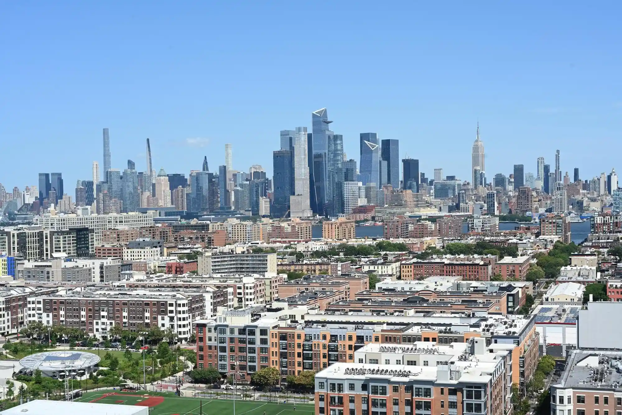 3rd image of 100 Manhattan Ave #1208, Union City, NJ 07087 | MLS# 260016686