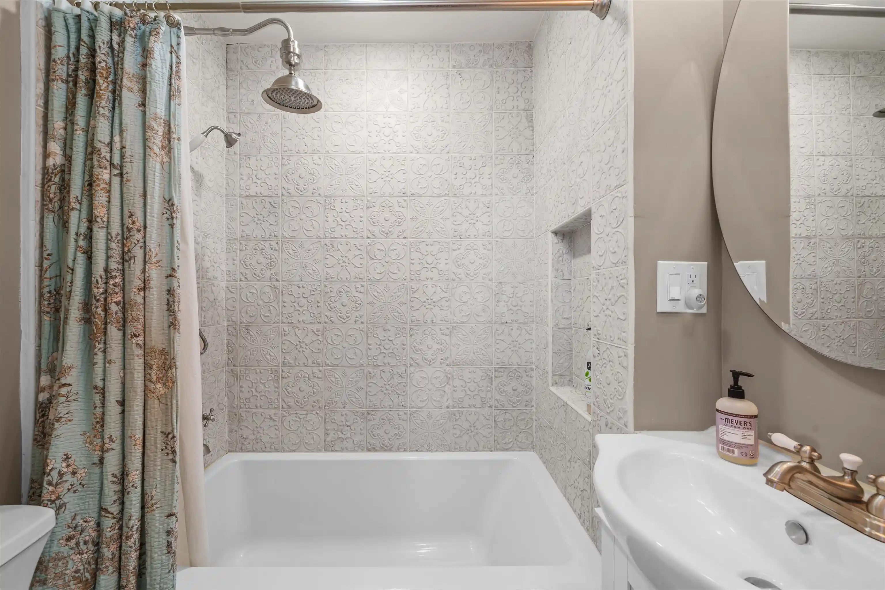 Photo 3 of Condo for sale at 133 Madison St #3L, Hoboken, NJ 07030 | MLS# 260016698 | Listing updated on 2026-10-05