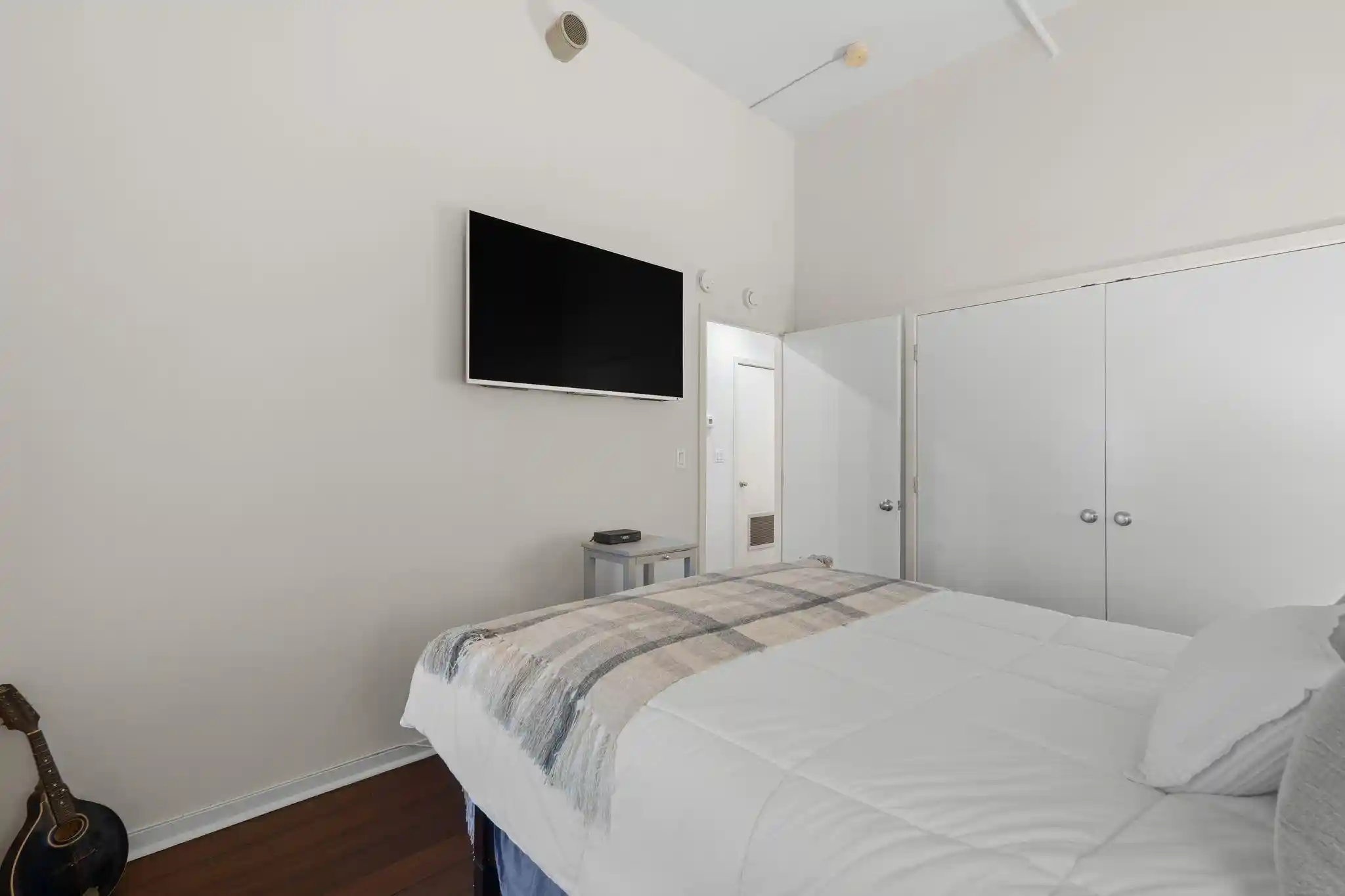Photo 3 of Condo for sale at 689 Luis M Marin Blvd #1005, Jersey City, NJ 07310 | MLS# 260016717 | Listing updated on 2026-09-14