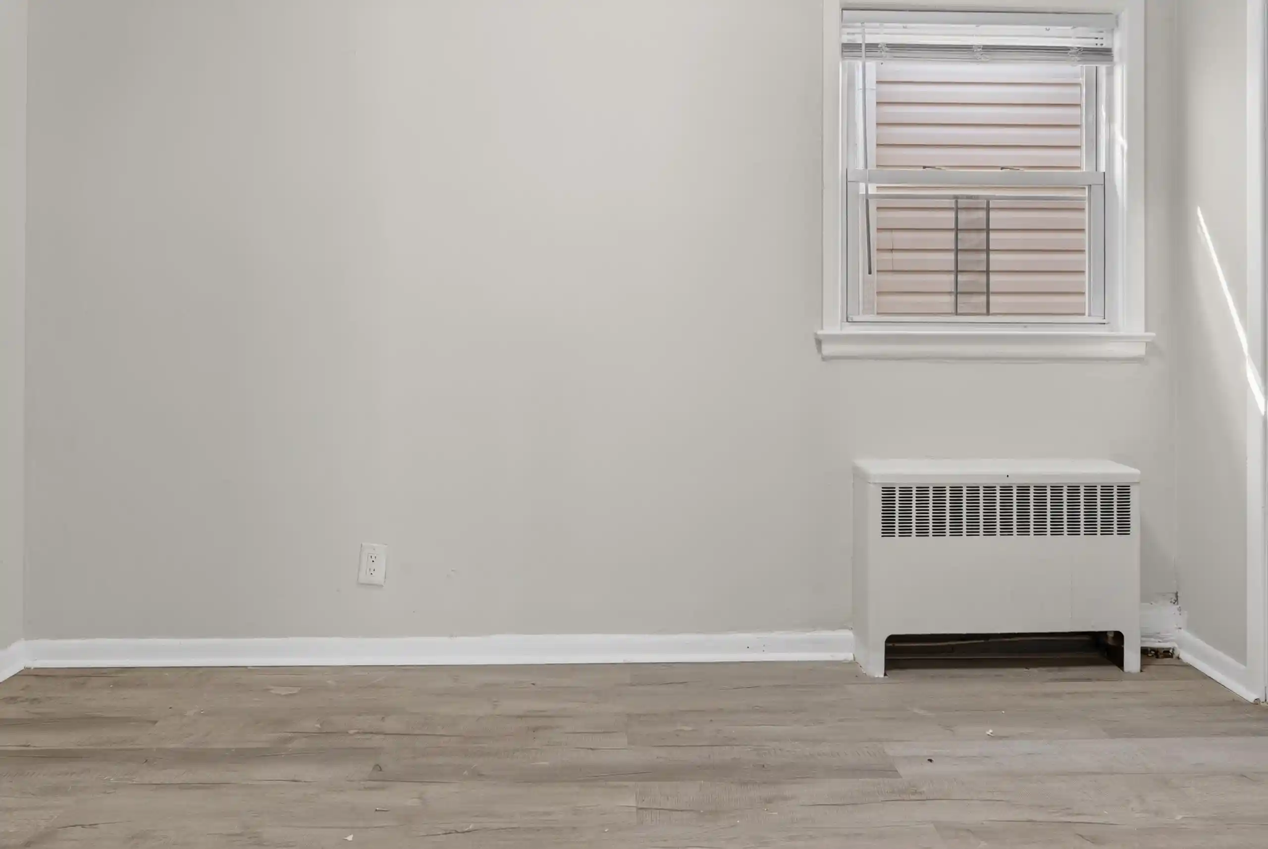 Photo 4 of House for sale at 12 West 10Th St, Bayonne, NJ 07002 | MLS# 260016801 | Listing updated on 2026-09-13