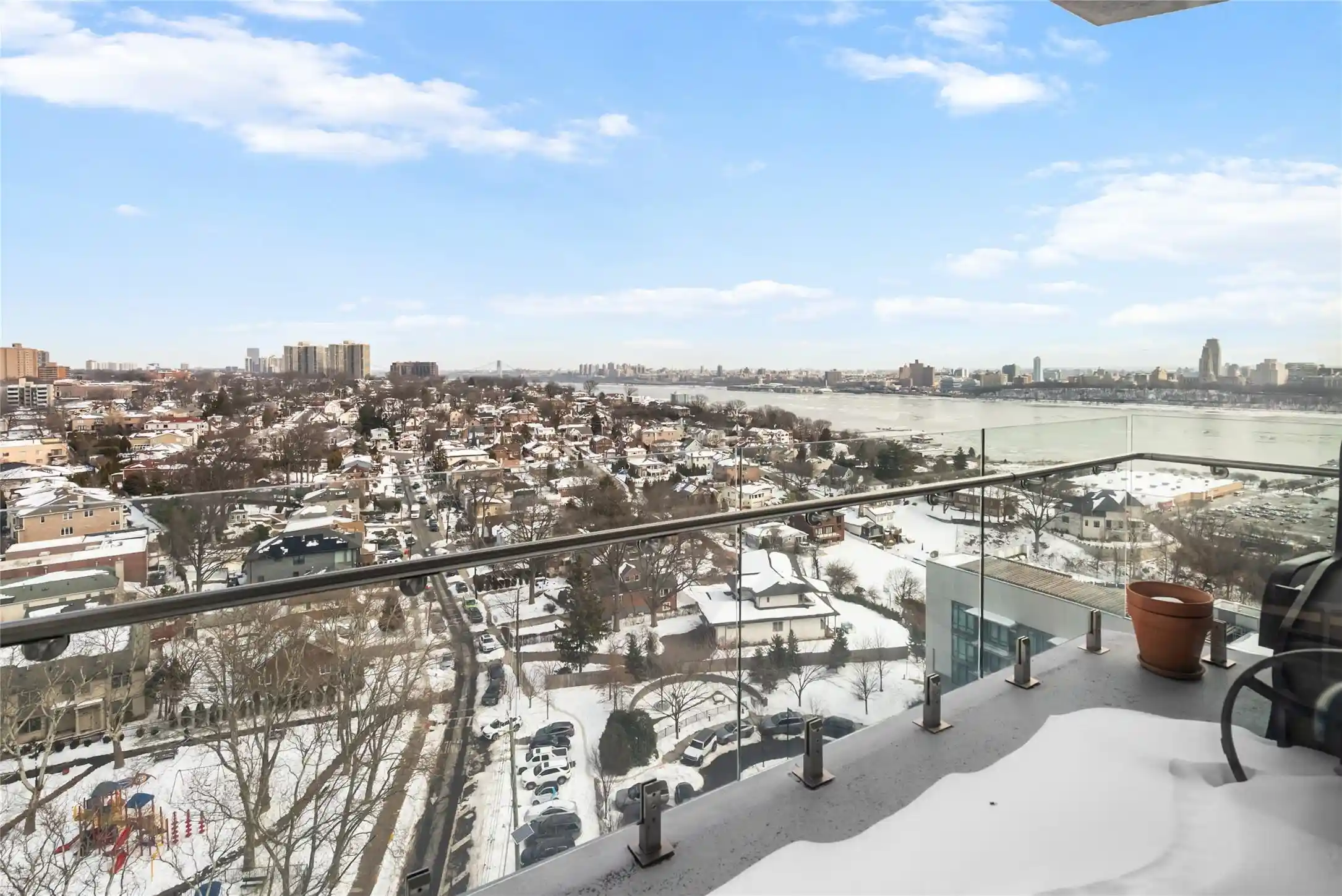 Photo 2 of Condo for sale at 320 Adolphus Ave #PH02, Cliffside Park, NJ 07010 | MLS# 260016838 | Listing updated on 2026-09-14